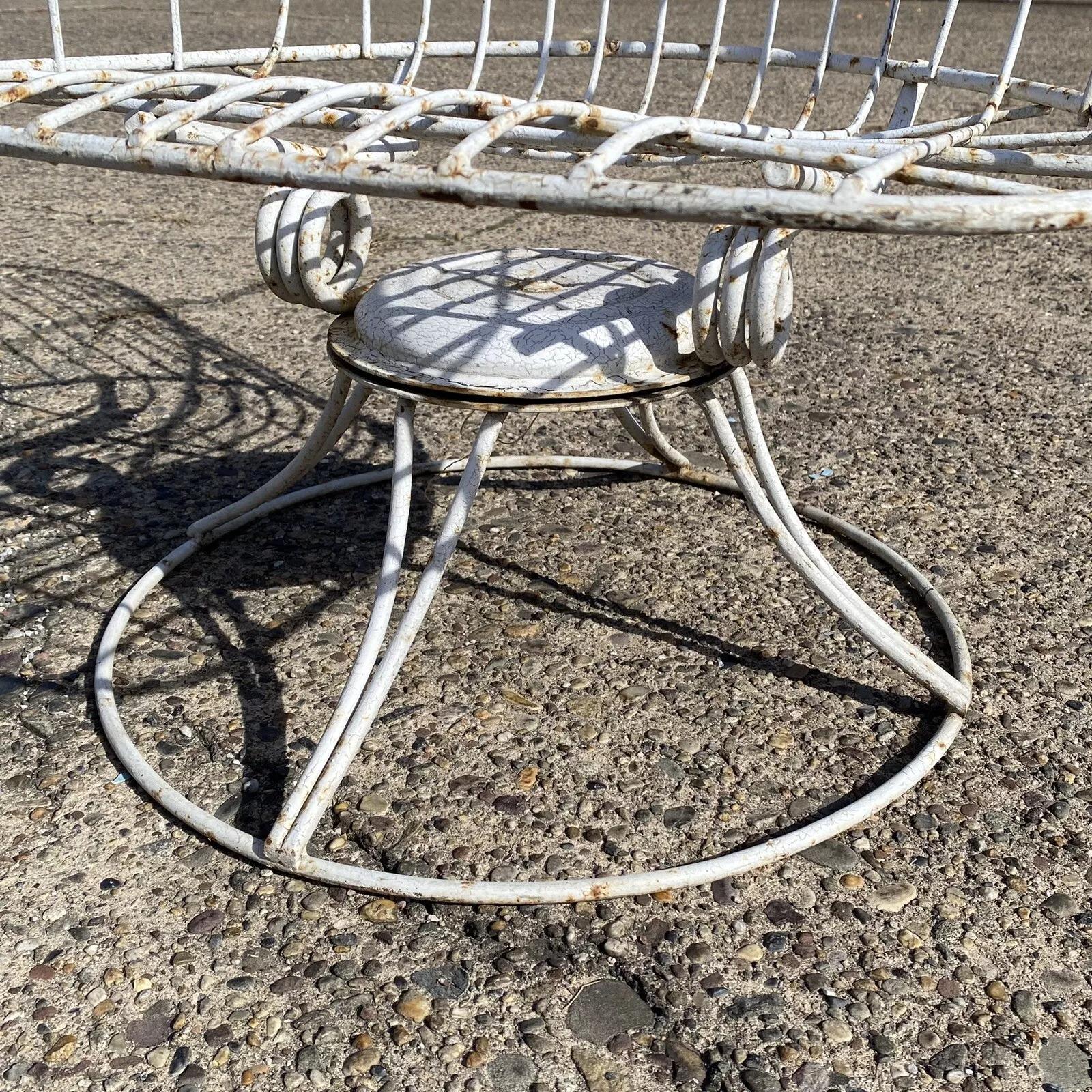 Vintage Homecrest Bottemiller Mid Century Modern Metal Swivel Club Chairs - Pair In Good Condition For Sale In Philadelphia, PA