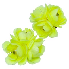 Vintage HONG KONG yellow cluster flower clip on earrings