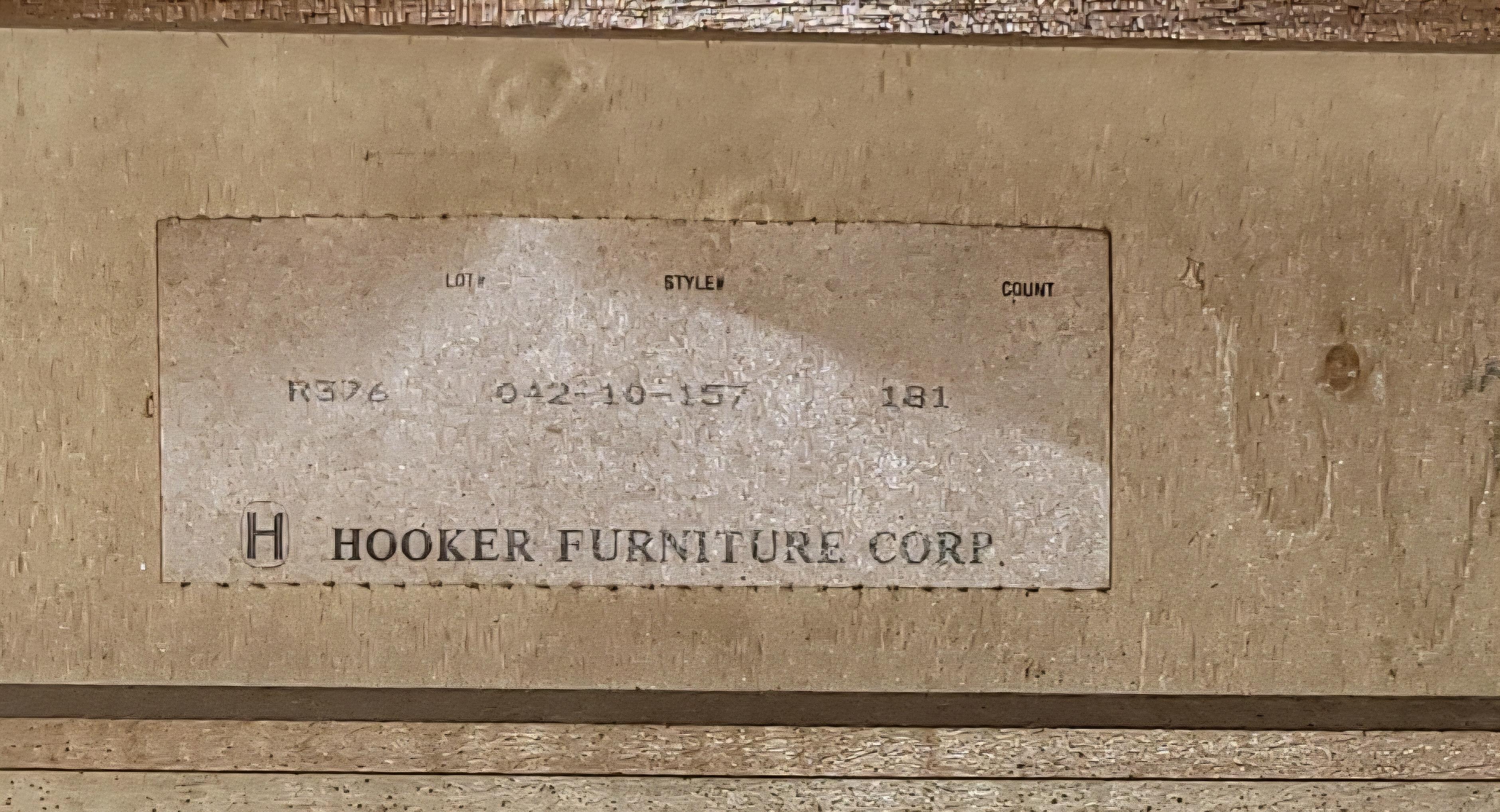 Vintage Hooker Furniture Solid Wood Archivist Desk in vendita 7