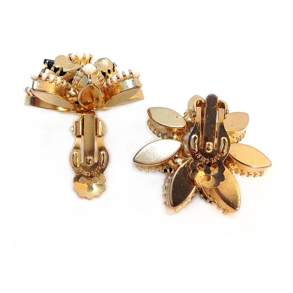 Vintage Hope Chest Flower Brooch and Earrings Demi-parure  Bon état - En vente à Atlanta, GA