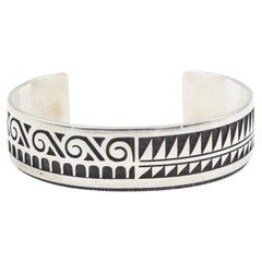 Manschettenarmband aus Sterlingsilber mit amerikanischem Hopi-Overlay von Chalmers D, Vintage