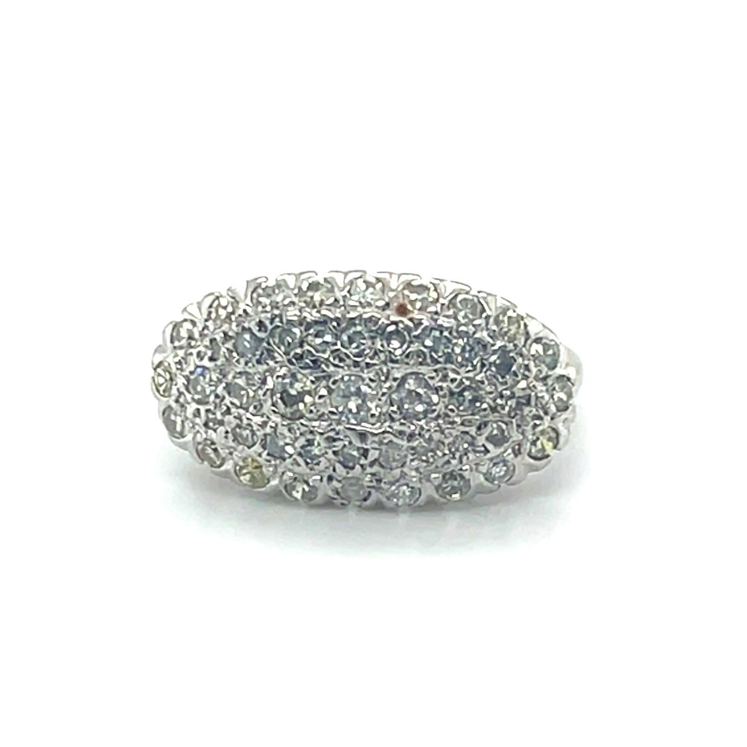 da uomo o donna Anello vintage a grappolo orizzontale con perline incastonate a taglio singolo e diamanti Old Mine Cut in vendita