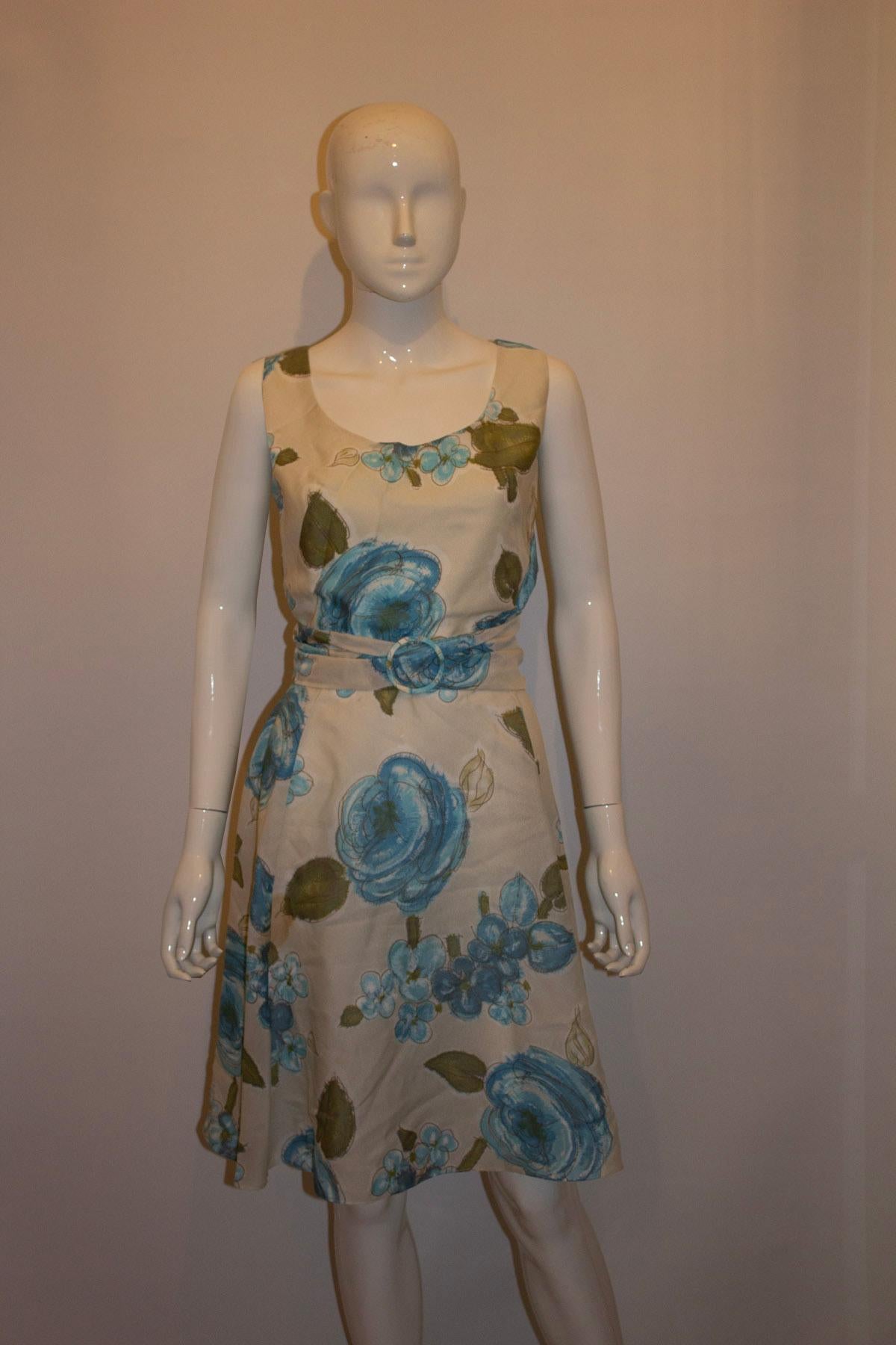 Vintage Horrocks Blue Floral Dress In Good Condition For Sale In London, GB
