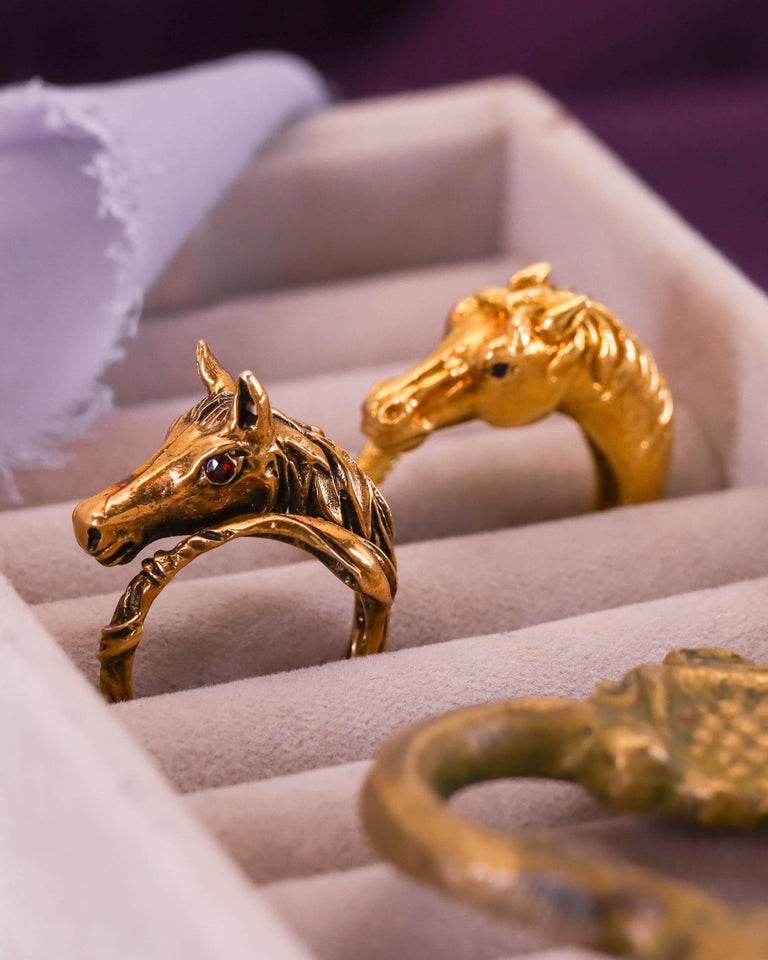 Vintage Horse Wrap Around Ring of 18k Gold, circa 1970s at 1stDibs