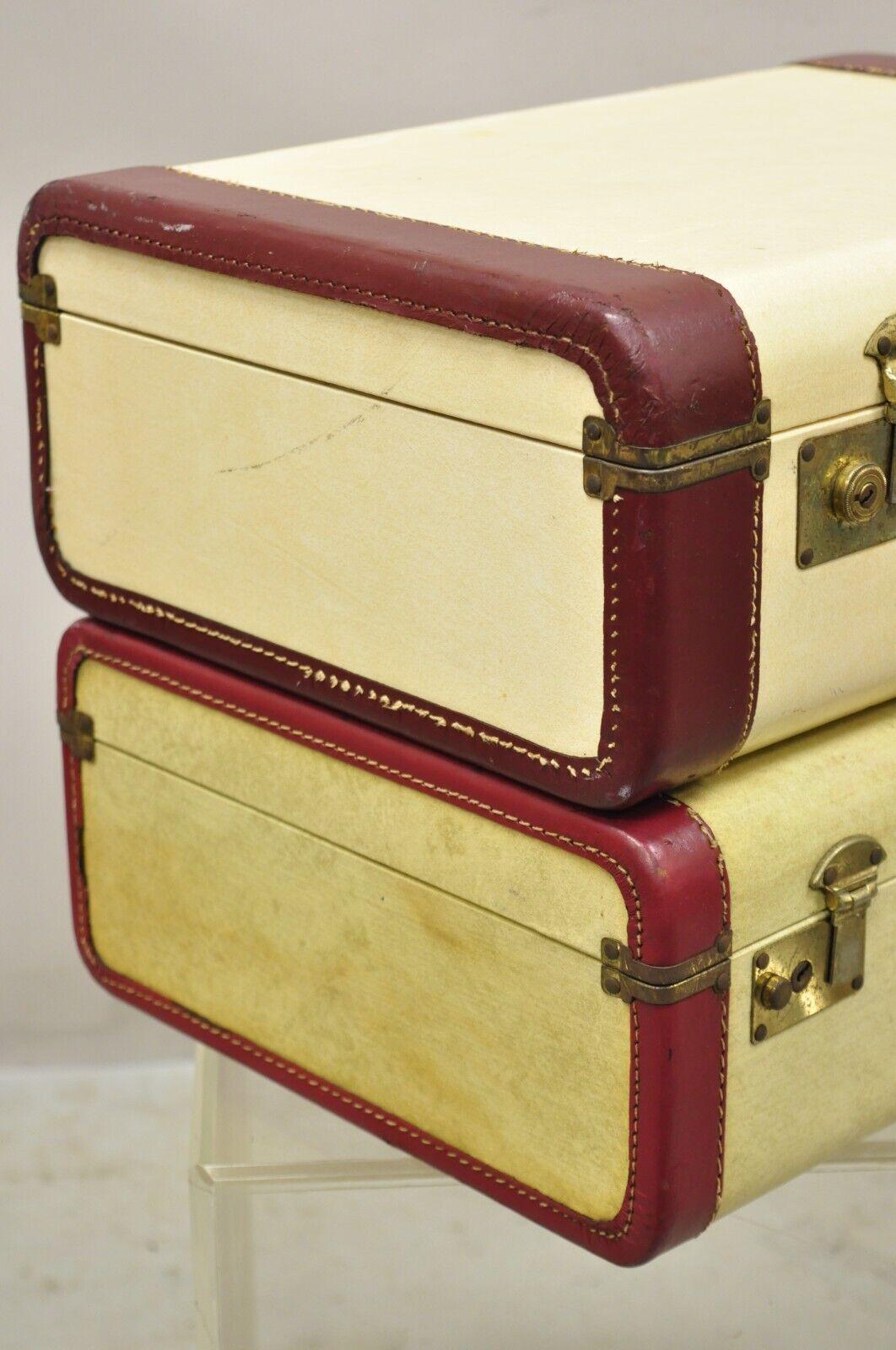 Vintage Horton & Hubbard Cari-Lite Hard Luggage Travel Suitcase - a Pair For Sale 1