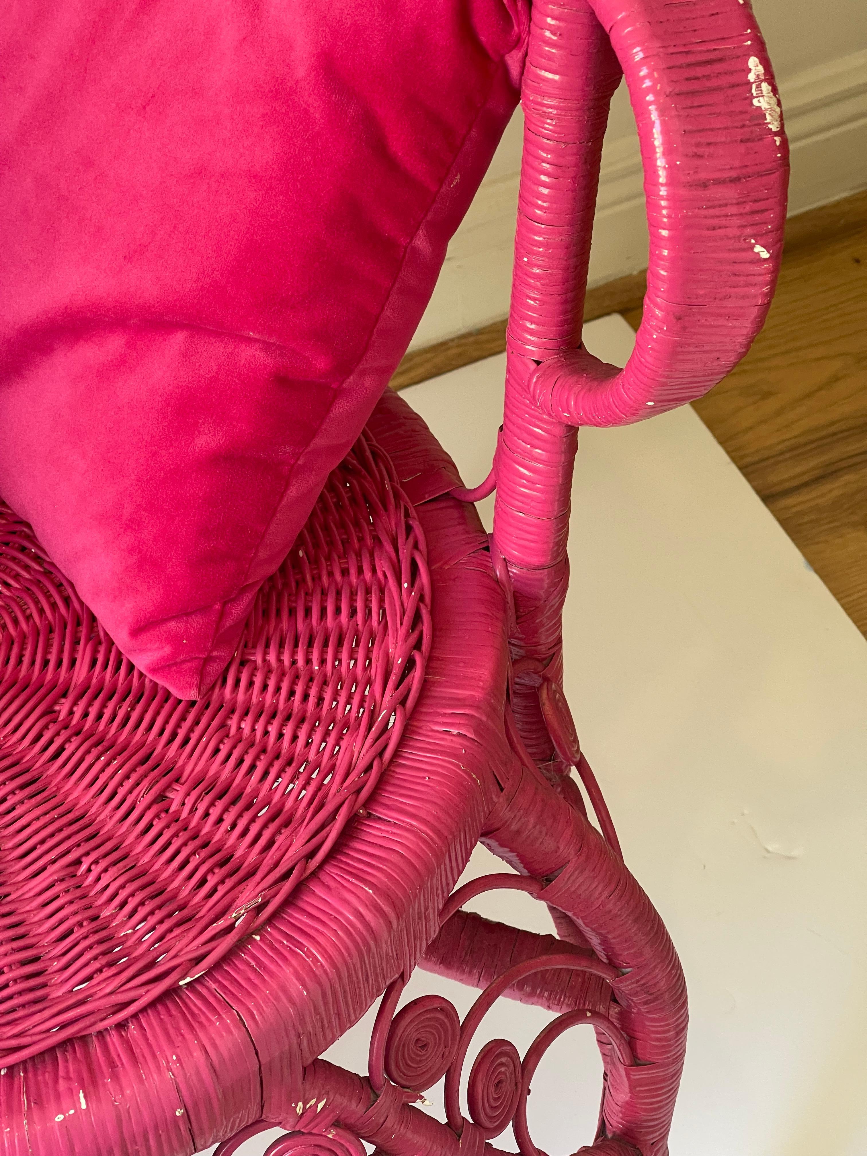 American Vintage Hot Pink Peacock Wicker Chair w Pillows For Sale
