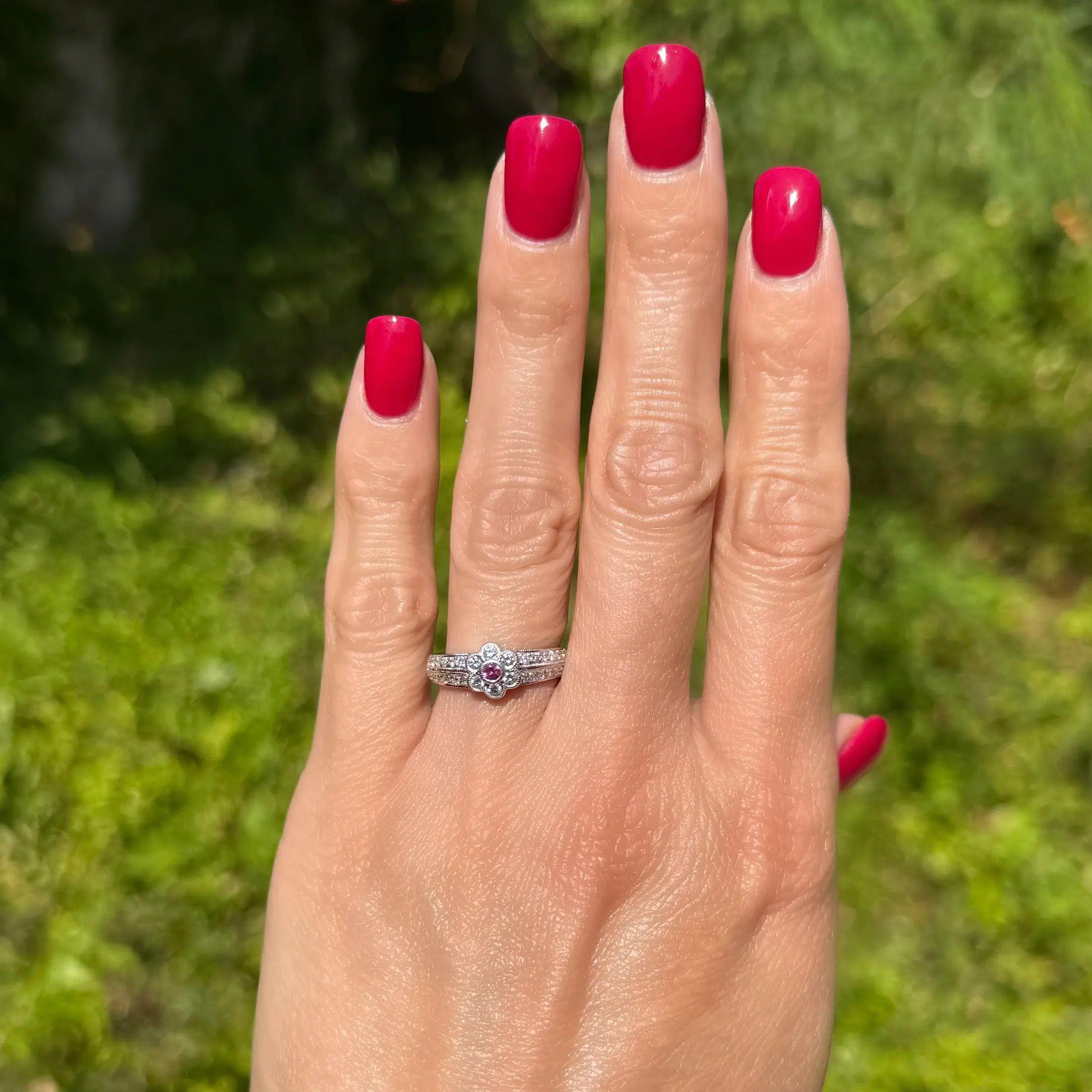 Round Cut Vintage Hot Pink Sapphire and Diamond Flower Design Gold Ring For Sale