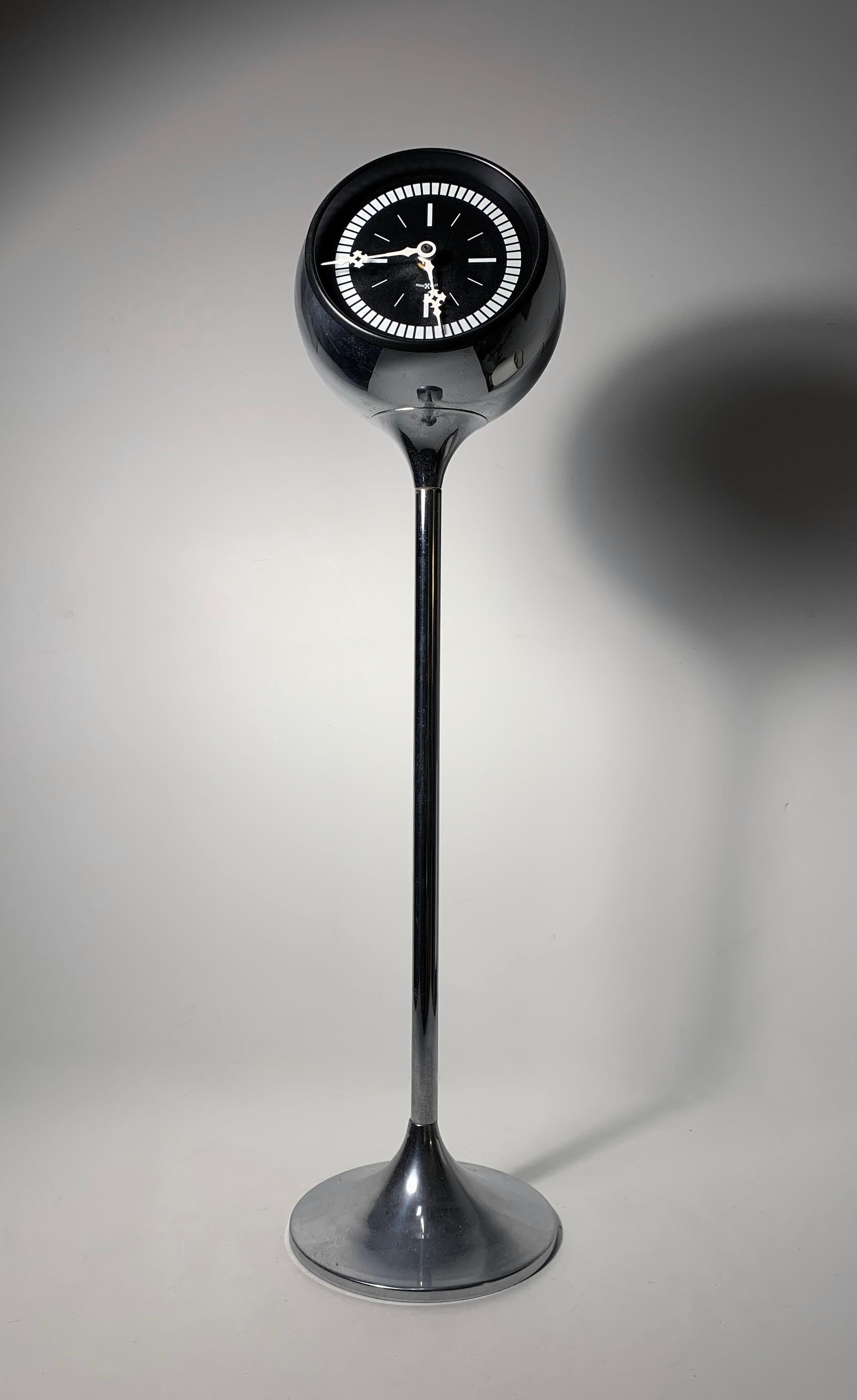 Horloge de table vintage Howard Miller attribuée à George Nelson Bon état - En vente à Chicago, IL