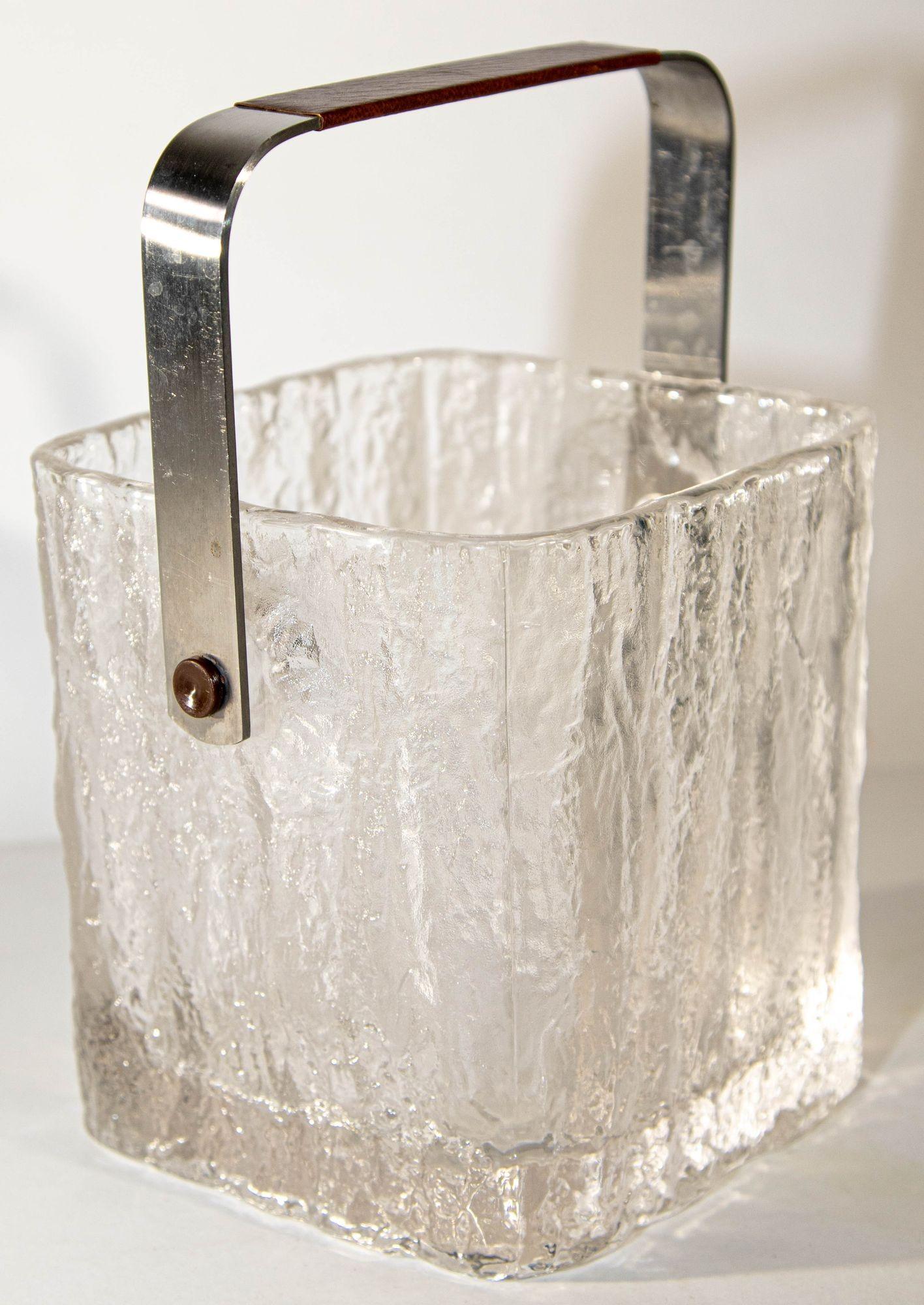 Vintage Hoya Glacier Ice Bucket With Textured Ice Glass, Japan, Circa 1960s For Sale 1