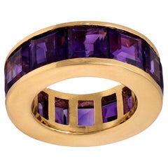 Vintage Hubert 13.80 carat amethyst 14k yellow gold eternity band