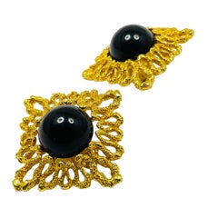 Vintage huge gold black cab designer runway clip on earrings