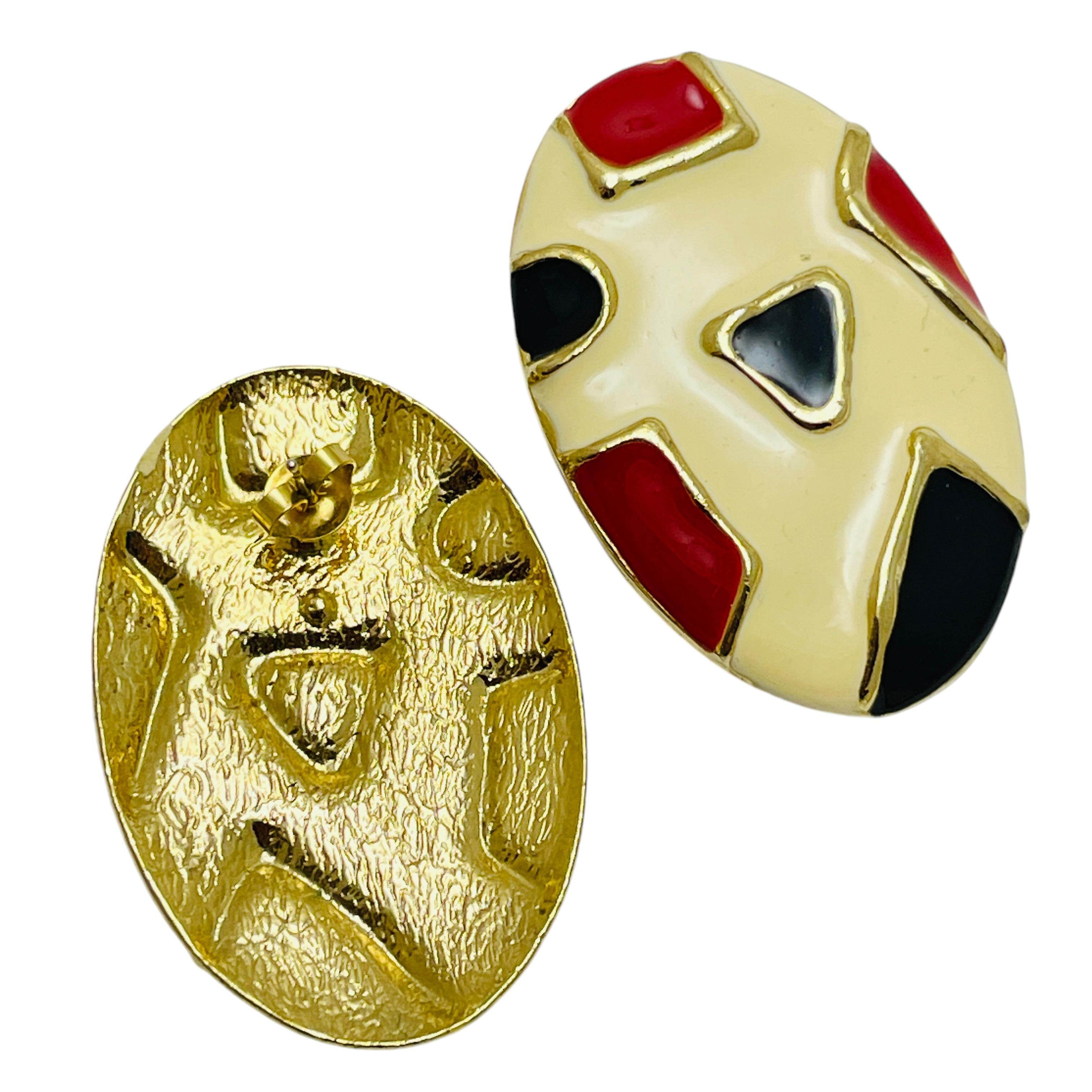 Vintage huge gold tone enamel midernist designer earrings In Good Condition For Sale In Palos Hills, IL