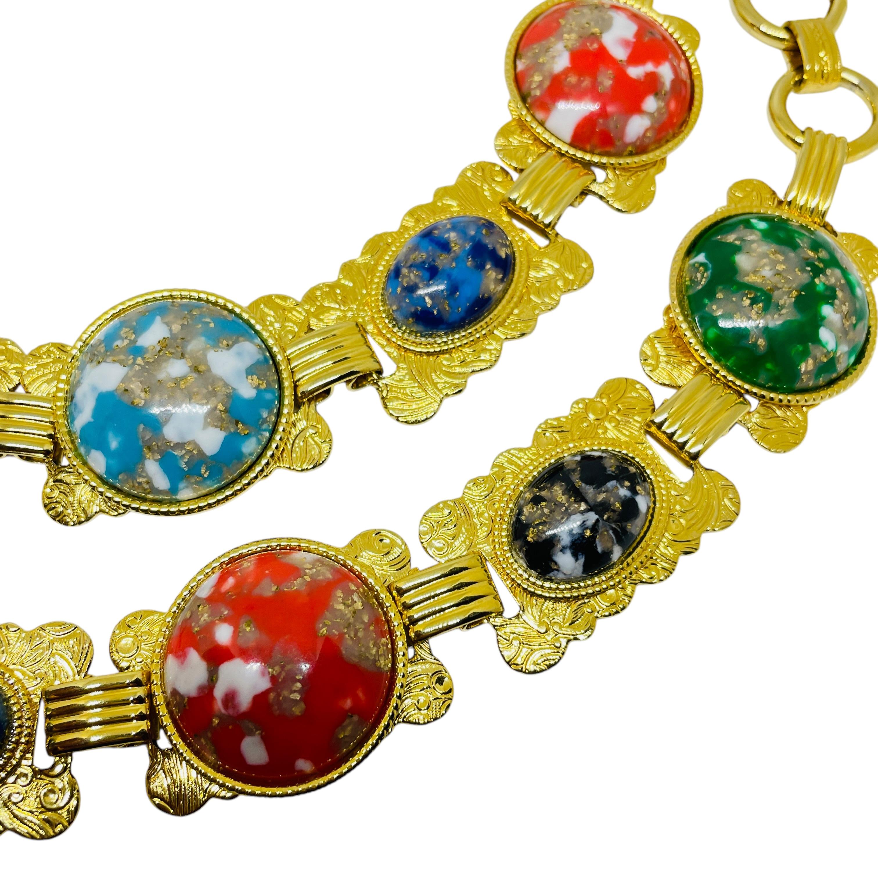 Vintage huge gold tone glass stones 80’s designer belt necklace In Good Condition For Sale In Palos Hills, IL