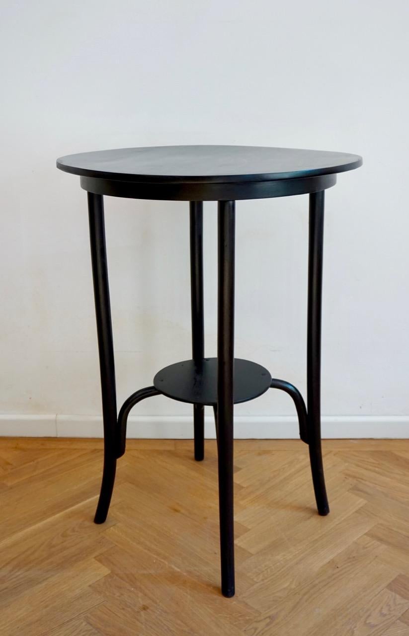 Vintage Hungarian Black Bentwood Side Table from Debreceni Hajlitott Butorgyar 4