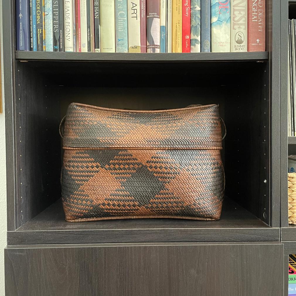 Cesto con coperchio in rattan Iban d'epoca, West Kalimantan in vendita 7
