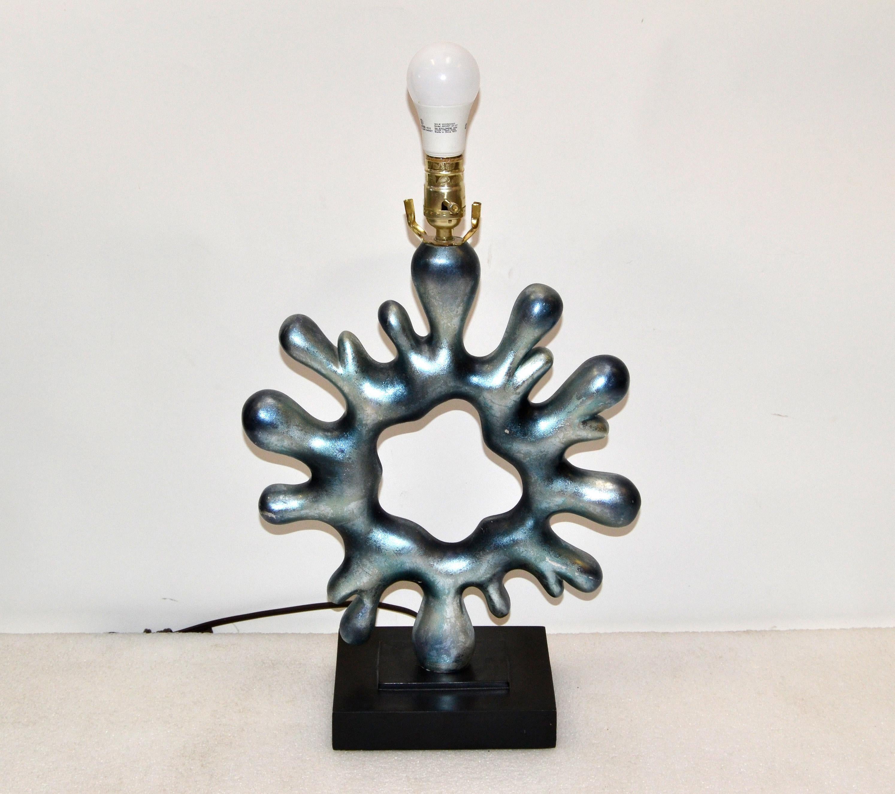 Mid-Century Modern Vintage Ice Blue Resin Biomorphic Shape Abstract Art Table Lamp & Oval Shade 70s For Sale