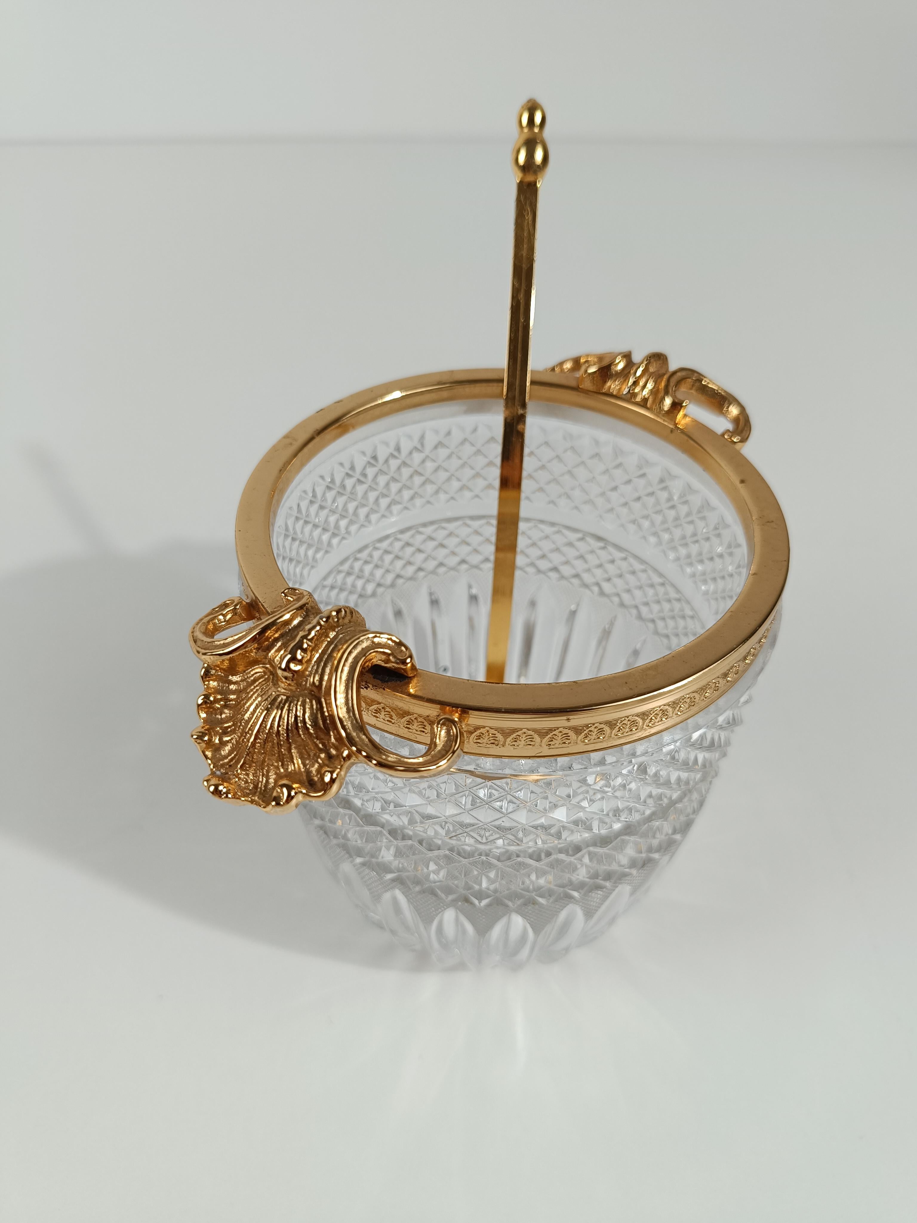 Vintage Ice Bucket in Cut Crystal with gilded metal Shells in Rococo Style For Sale 4