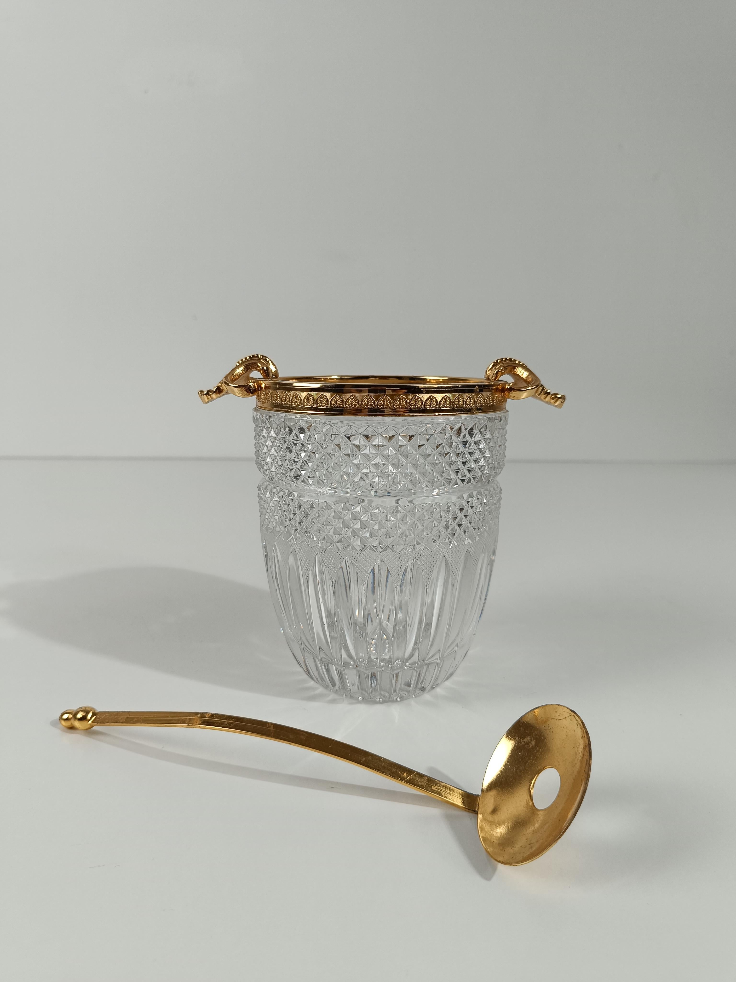 Vintage Ice Bucket in Cut Crystal with gilded metal Shells in Rococo Style For Sale 10