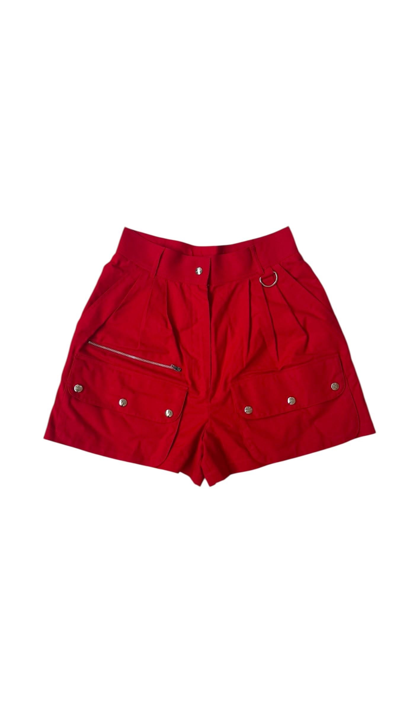 Vintage Iceberg Red Cotton Utility Shorts - No import duty! We pay for it in vendita 7