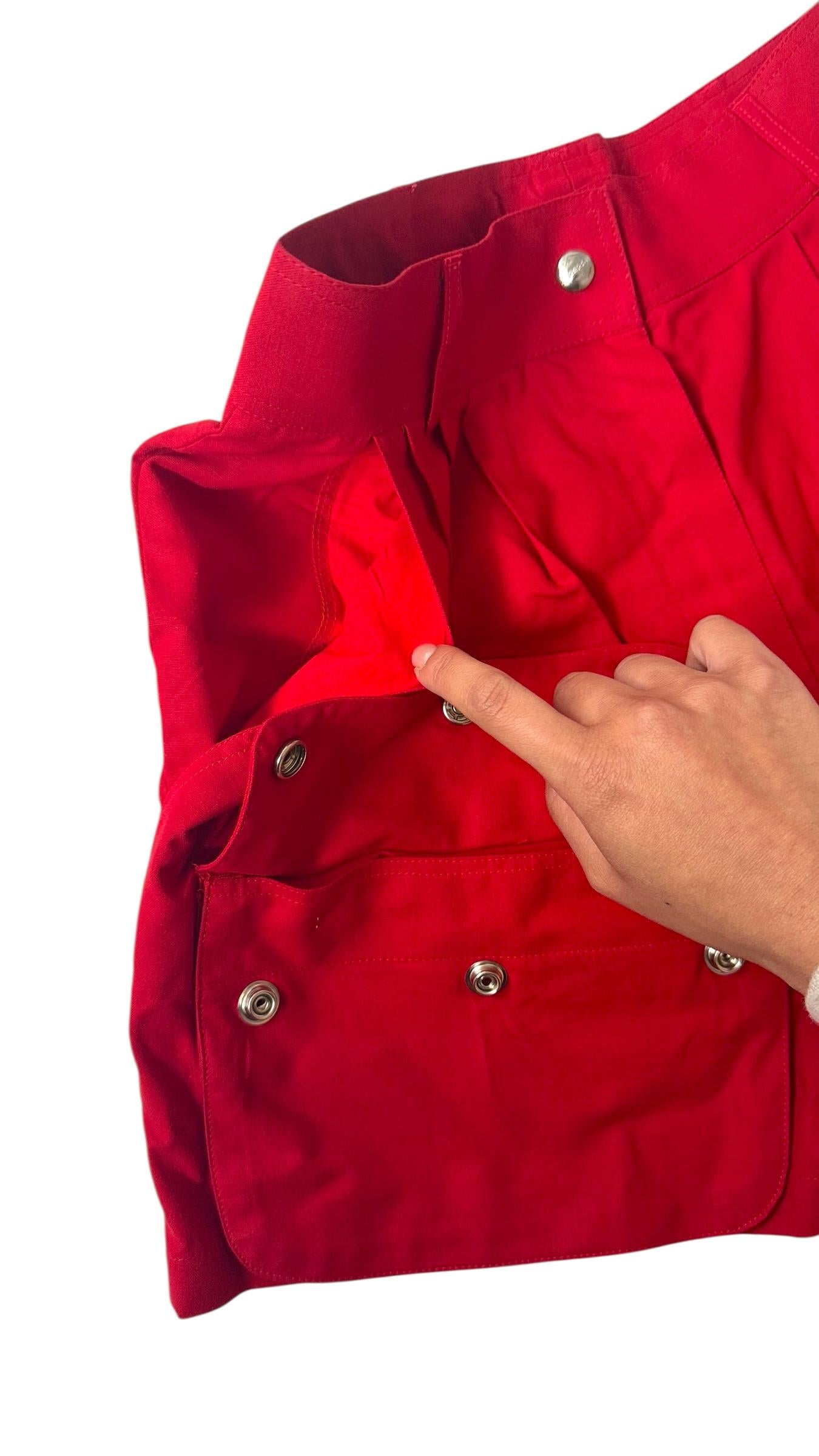 Vintage Iceberg Red Cotton Utility Shorts - No import duty! We pay for it In condizioni buone in vendita a Milano, IT