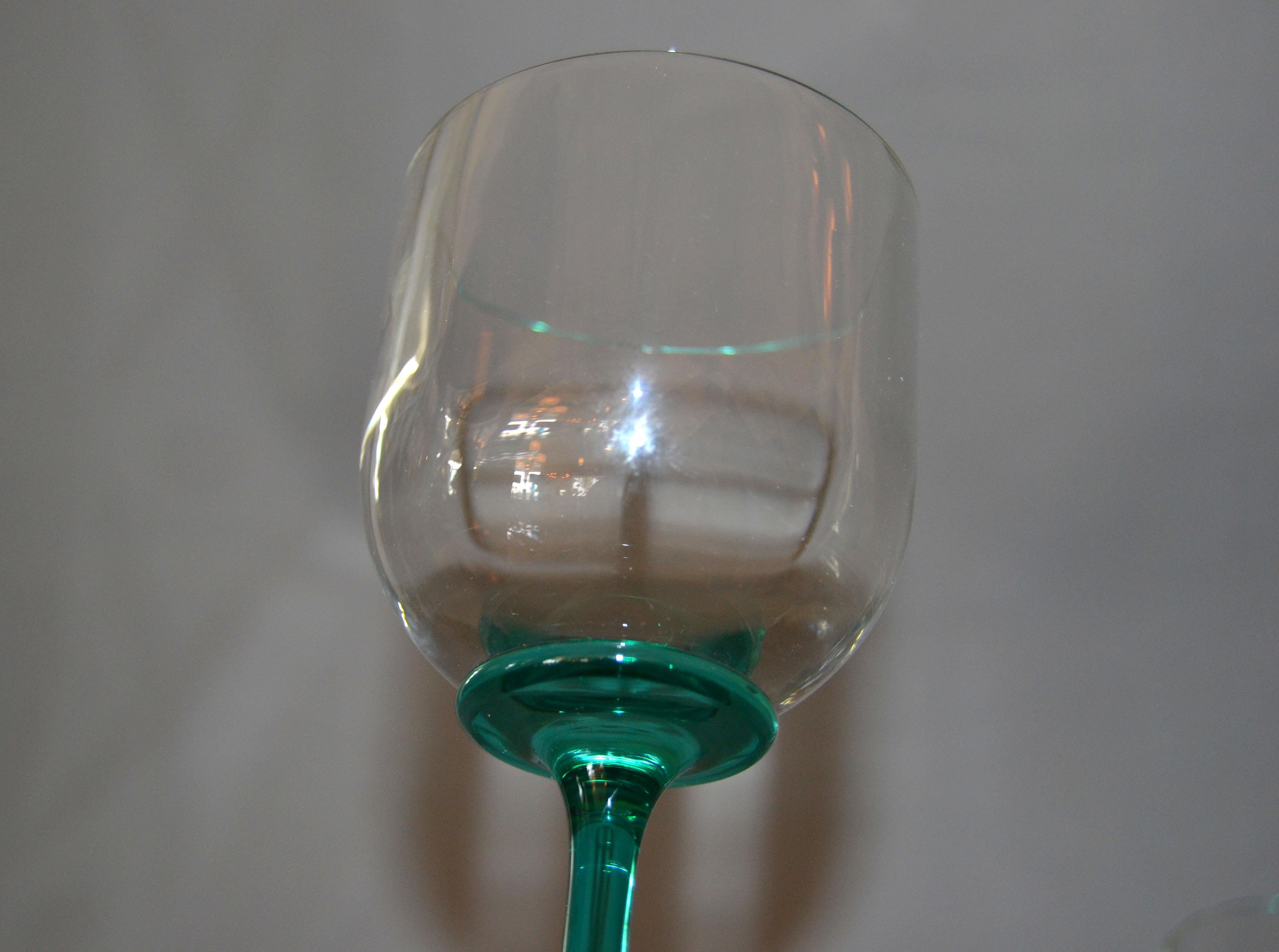 Hand-Crafted Vintage Icet Arte Murano Clear and Green Wine Glasses with Wine Cooler, Set of 4