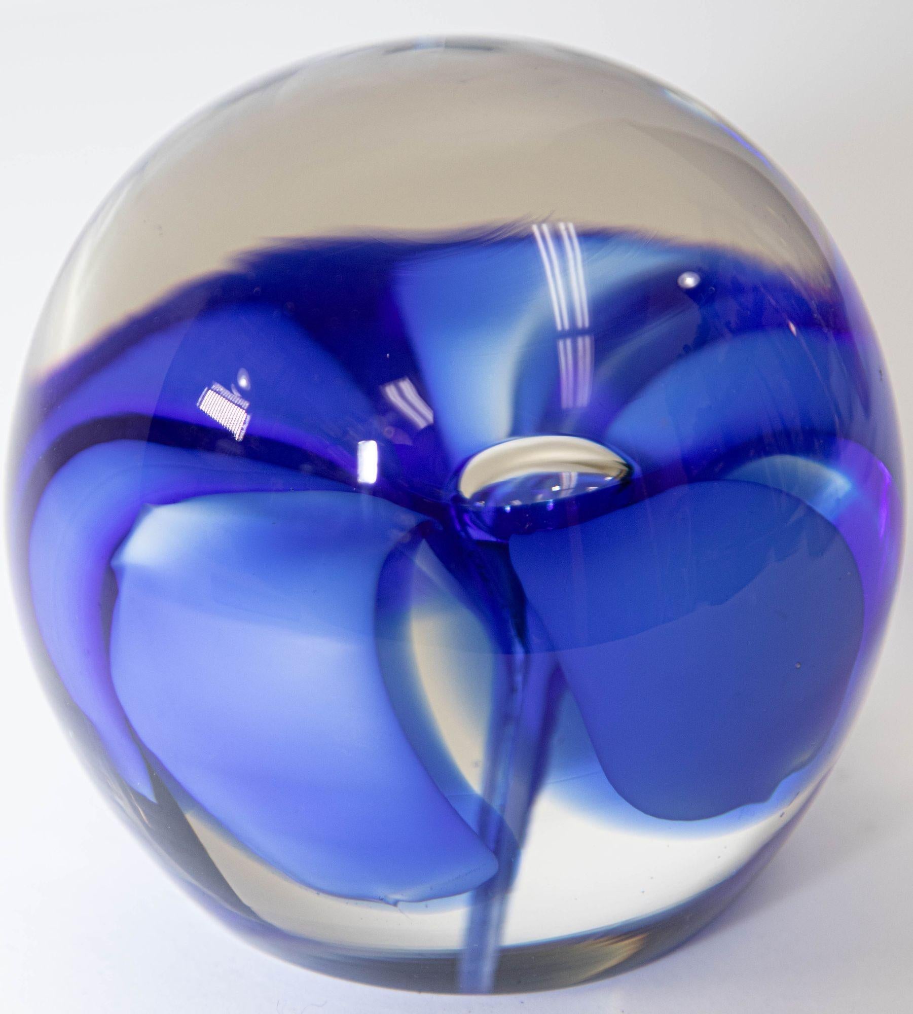 Vintage ICET Murano Glass Paperweight with Cobalt Blue Flower Mid-Century Moder 7