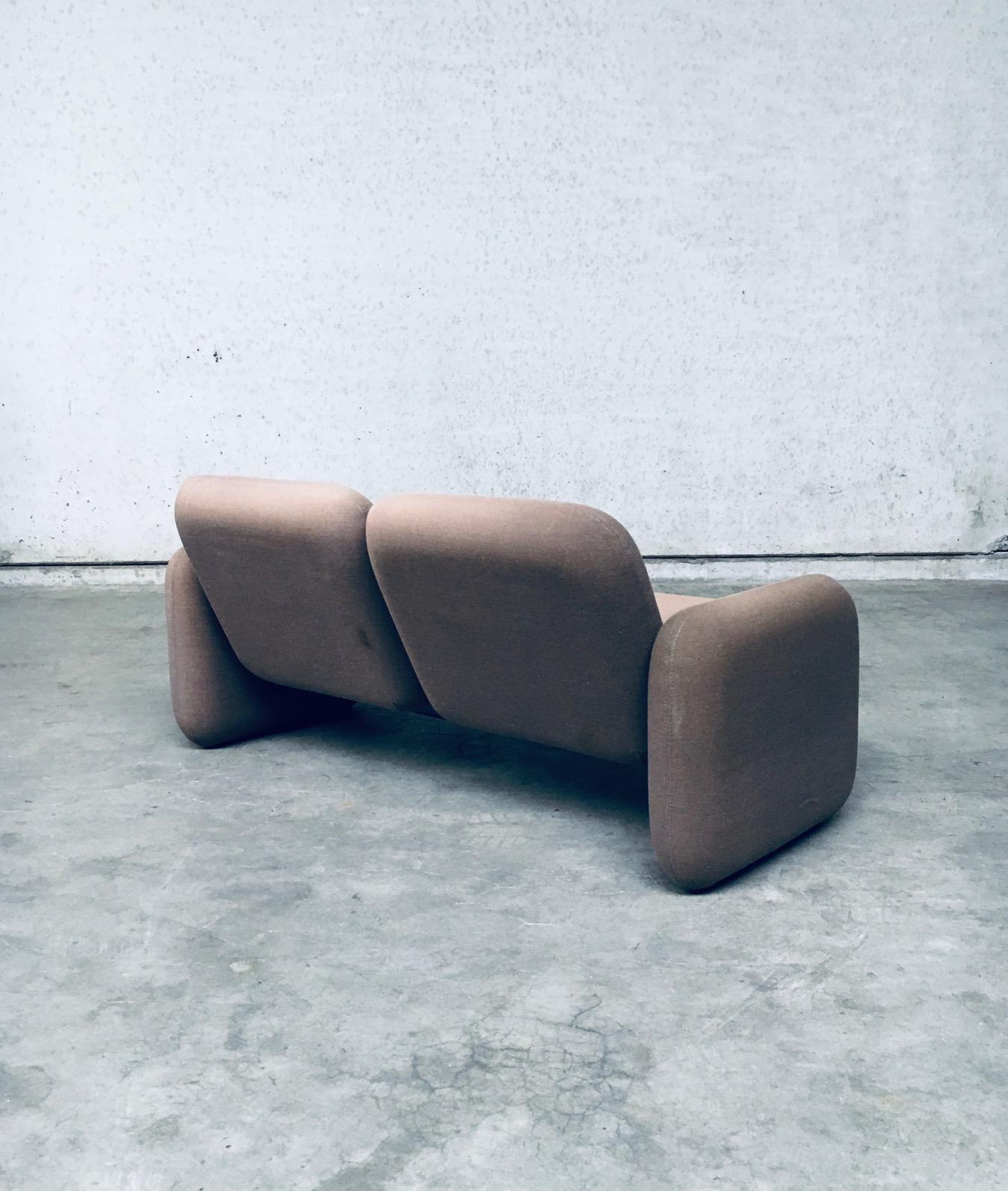 Vintage Iconic 1970s Chiclet Sofa by Ray Wilkes for Herman Miller 3