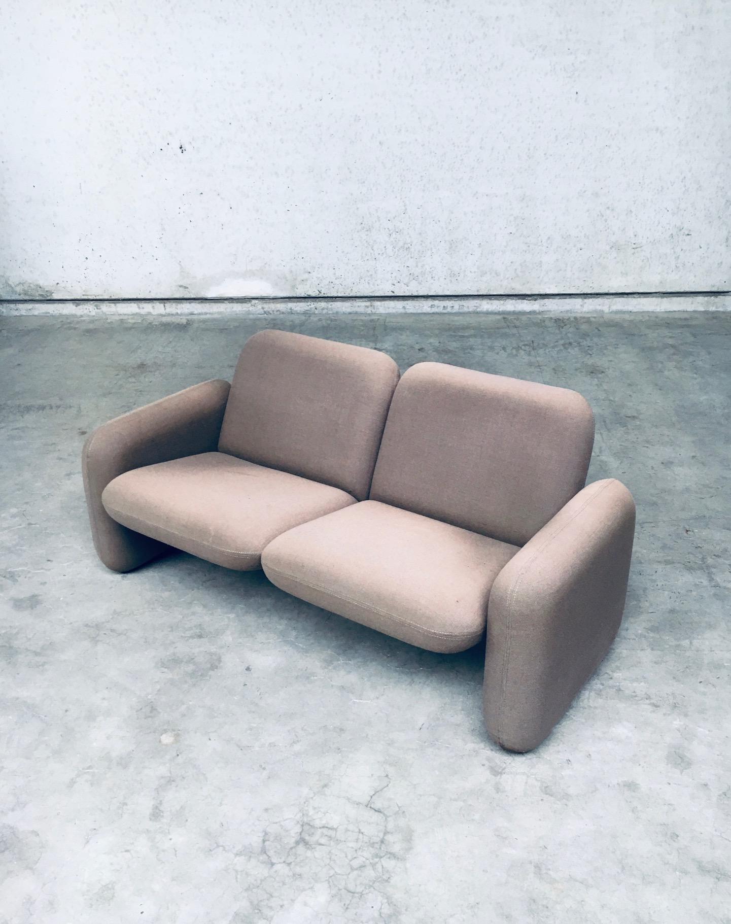 Mid-Century Modern Vintage Iconic 1970s Chiclet Sofa by Ray Wilkes for Herman Miller