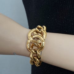 Vintage Iconic 1994 CHANEL CC Logo Chain Bracelet