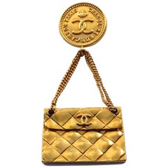 Chanel Vintage CC Quilted Purse Pin Brooch - Gold-Plated Pin, Brooches -  CHA786919
