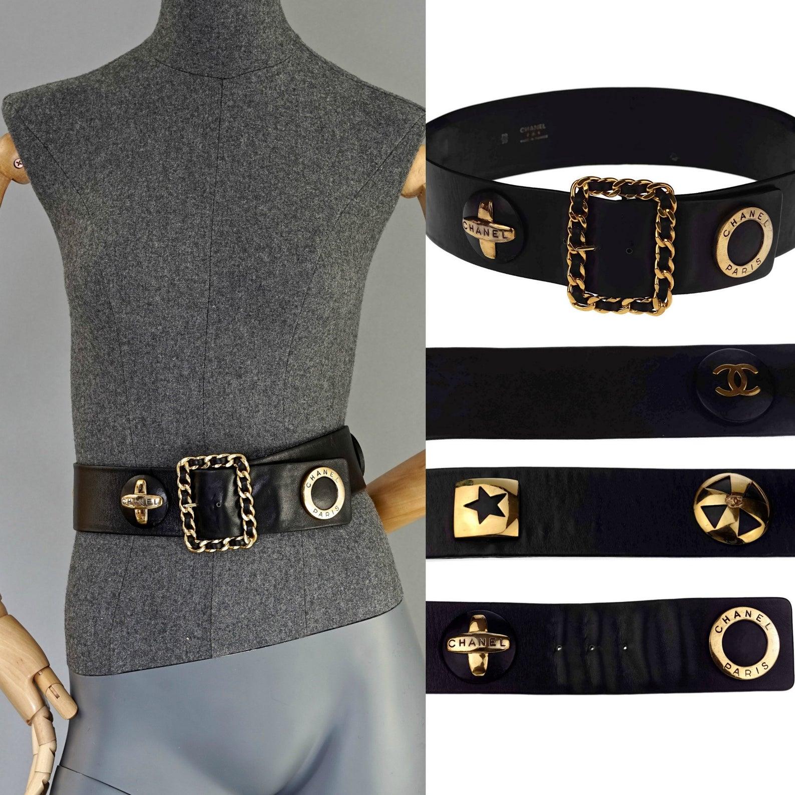 Vintage Iconic CHANEL Metal Emblem Leather Belt

Measurements:
Height: 3.07 inches (7.8 cm)
Wearable Length: 26.96 inches, 28.14 inches, 28.93 inches (68.5 cm, 71.5 cm, 73.5 cm).
Total Length: 32.67 inches (83 cm)

Features:
- 100% Authentic