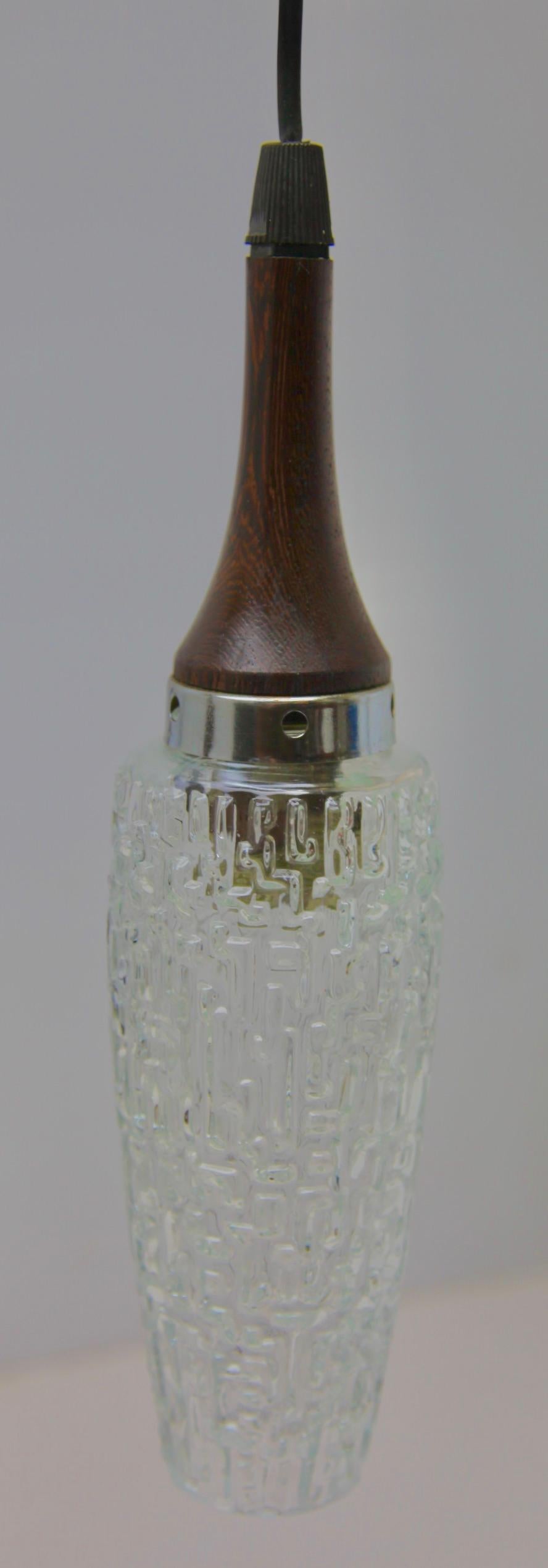 Milieu du XXe siècle Lampe vintage emblématique et fascinante, Pays-Bas, années 1960 en vente