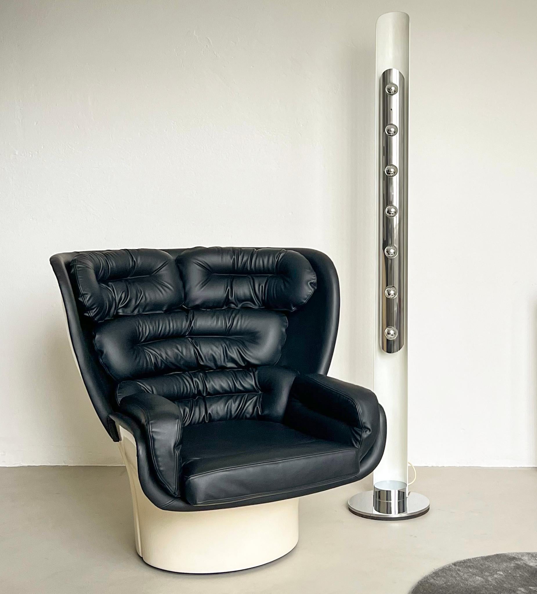 Vintage iconic Joe Colombo Elda armchair, Italian Space Age 1960s, Black Leather For Sale 8