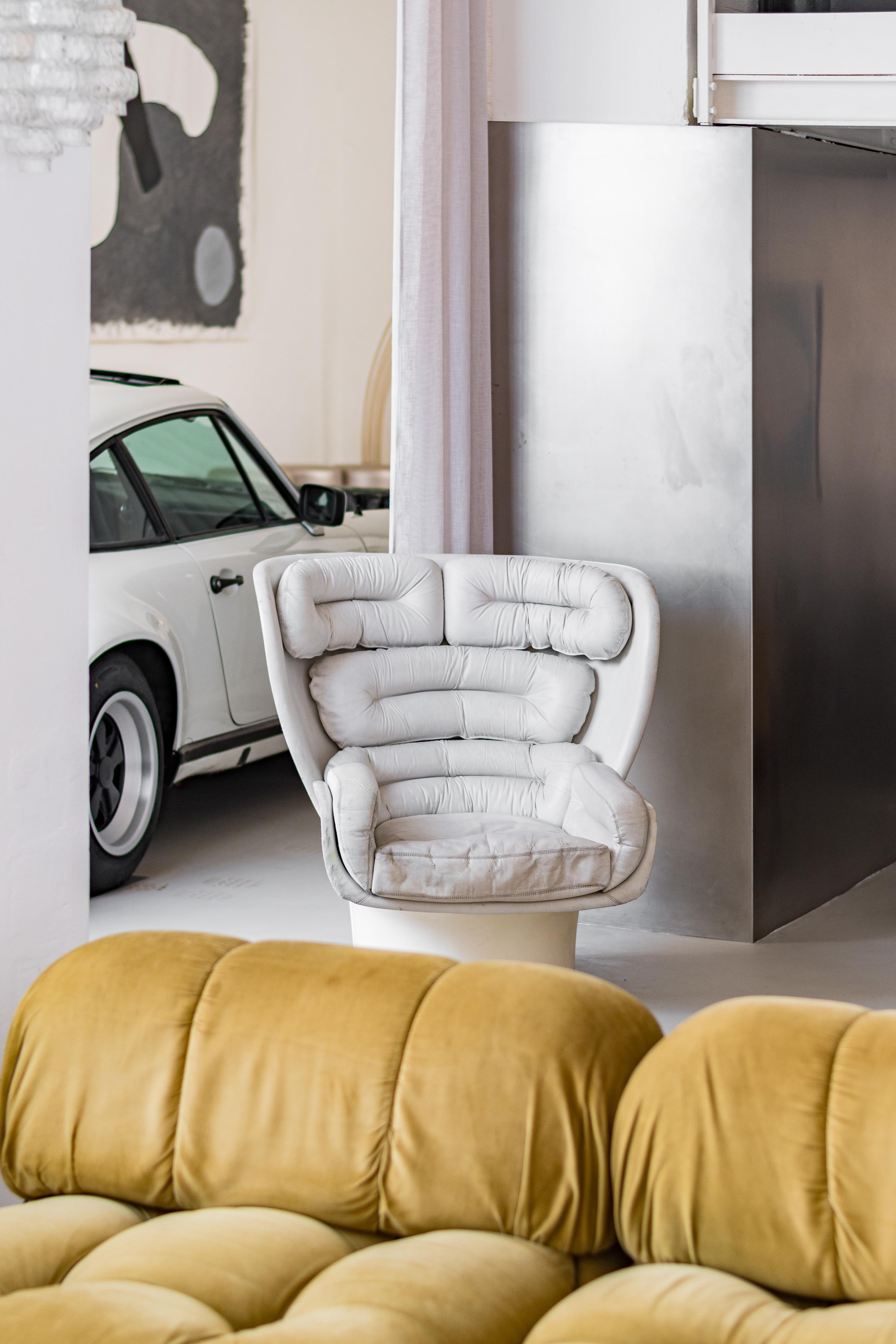 Fauteuil vintage emblématique Joe Colombo Elda, ère spatiale italienne, cuir blanc en vente 11