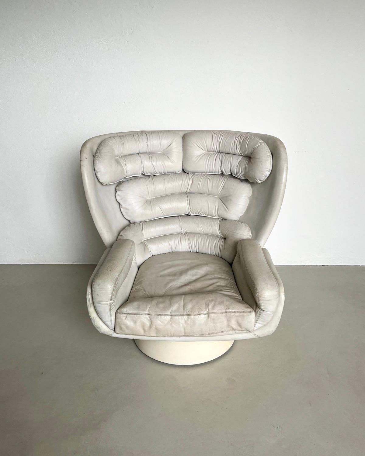 Fauteuil vintage emblématique Joe Colombo Elda, ère spatiale italienne, cuir blanc en vente 2
