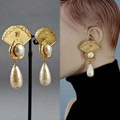 Vintage Iconic KARL LAGERFELD KL Logo Fan Pearl Drop Brooch