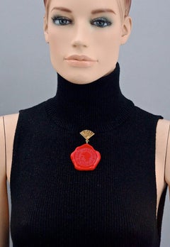 Vintage Iconic KARL LAGERFELD Profile Wax Seal Fan Logo Brooch