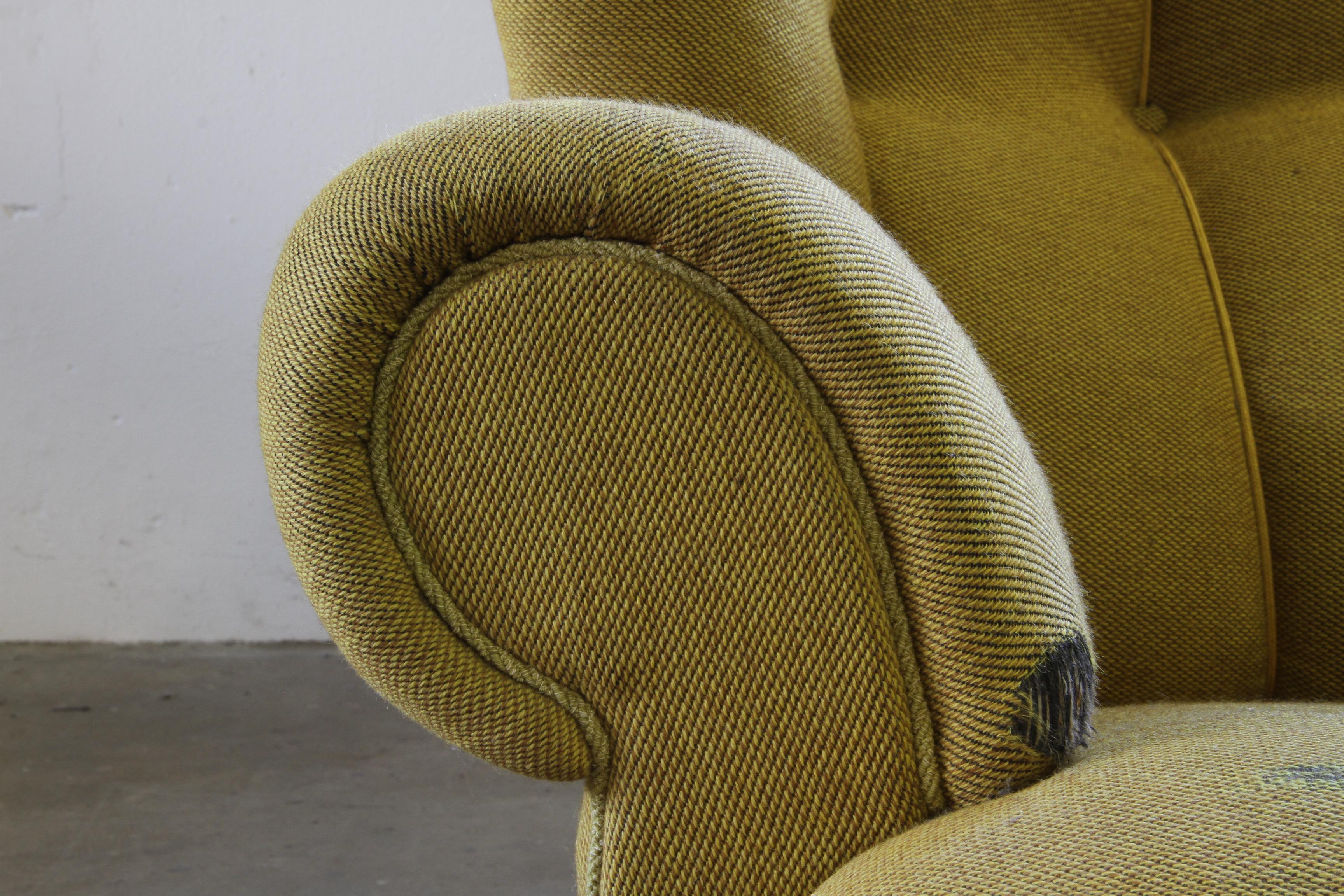 Vintage Iconic Large upholstered Lounge / Easy Chair From Denmark 1930’s en venta 4