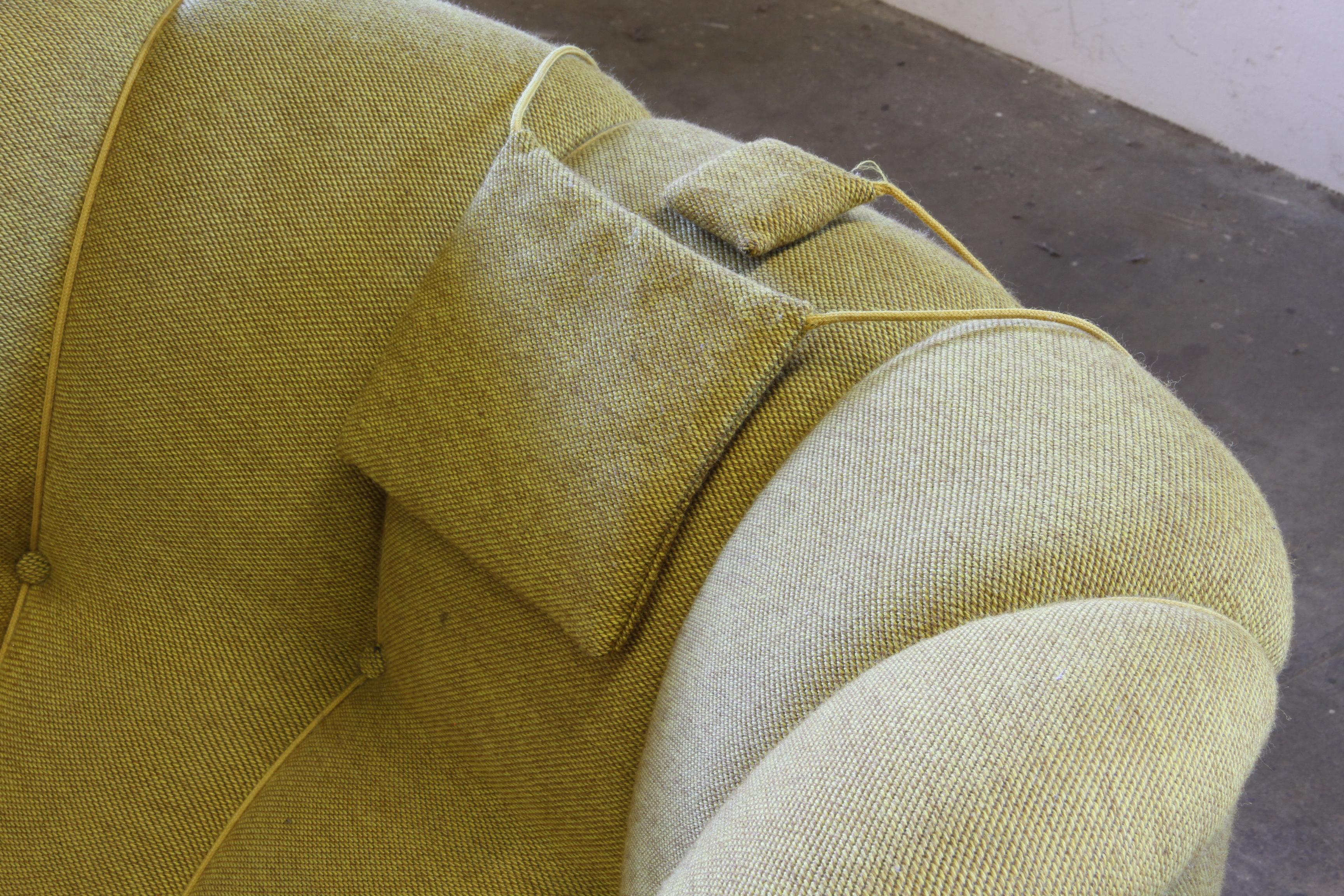 Vintage Iconic Large upholstered Lounge / Easy Chair From Denmark 1930’s en venta 10