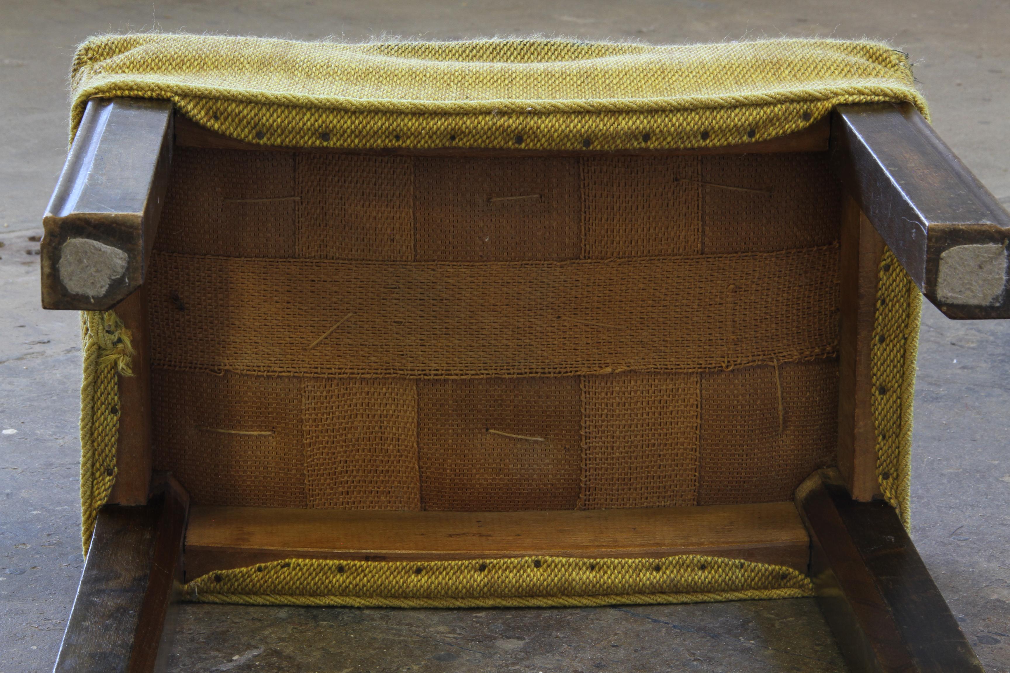 Vintage Iconic Large upholstered Lounge / Easy Chair From Denmark 1930’s en venta 13