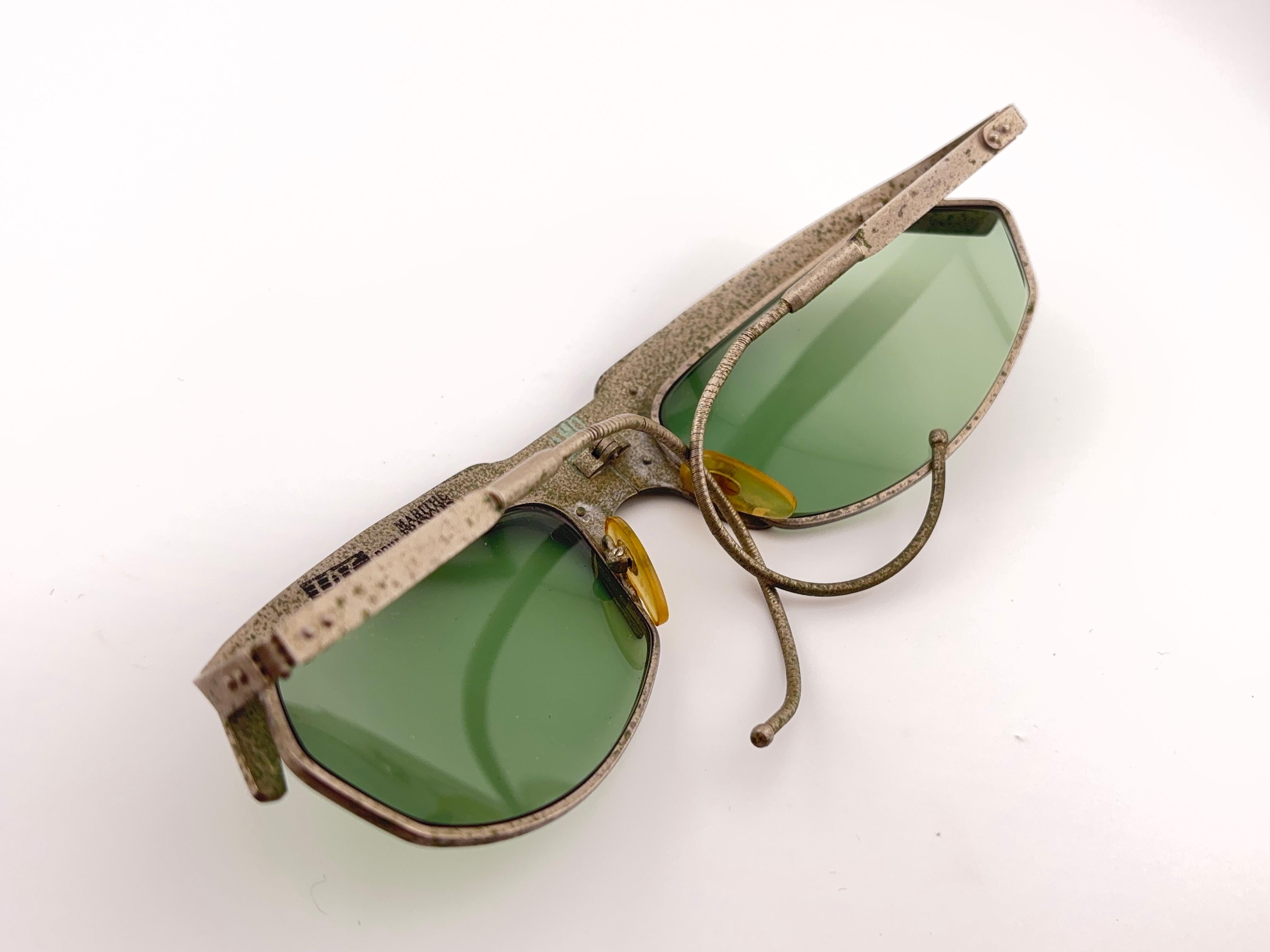 Vintage IDC G1 Marithe Francois Girbaud Foldes Mate Sonnenbrille Frankreich für Damen oder Herren im Angebot