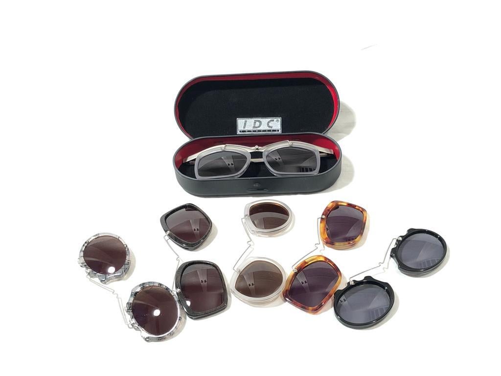 

Nouveau, rare, set complet : lunettes de soleil IDC 