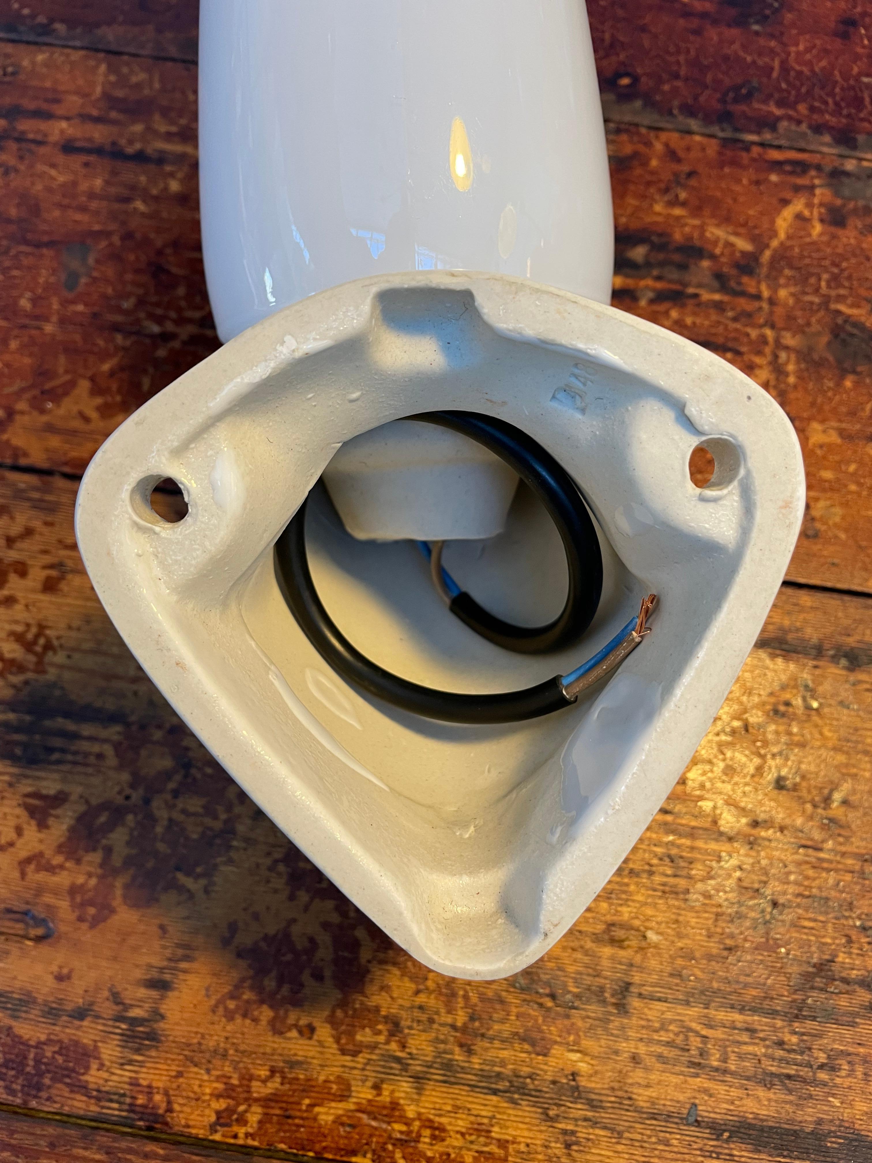 Vintage Ifö of Sweden Keramik-Badezimmerlampen mit Opalglasschirmen aus den 1960er Jahren im Angebot 9