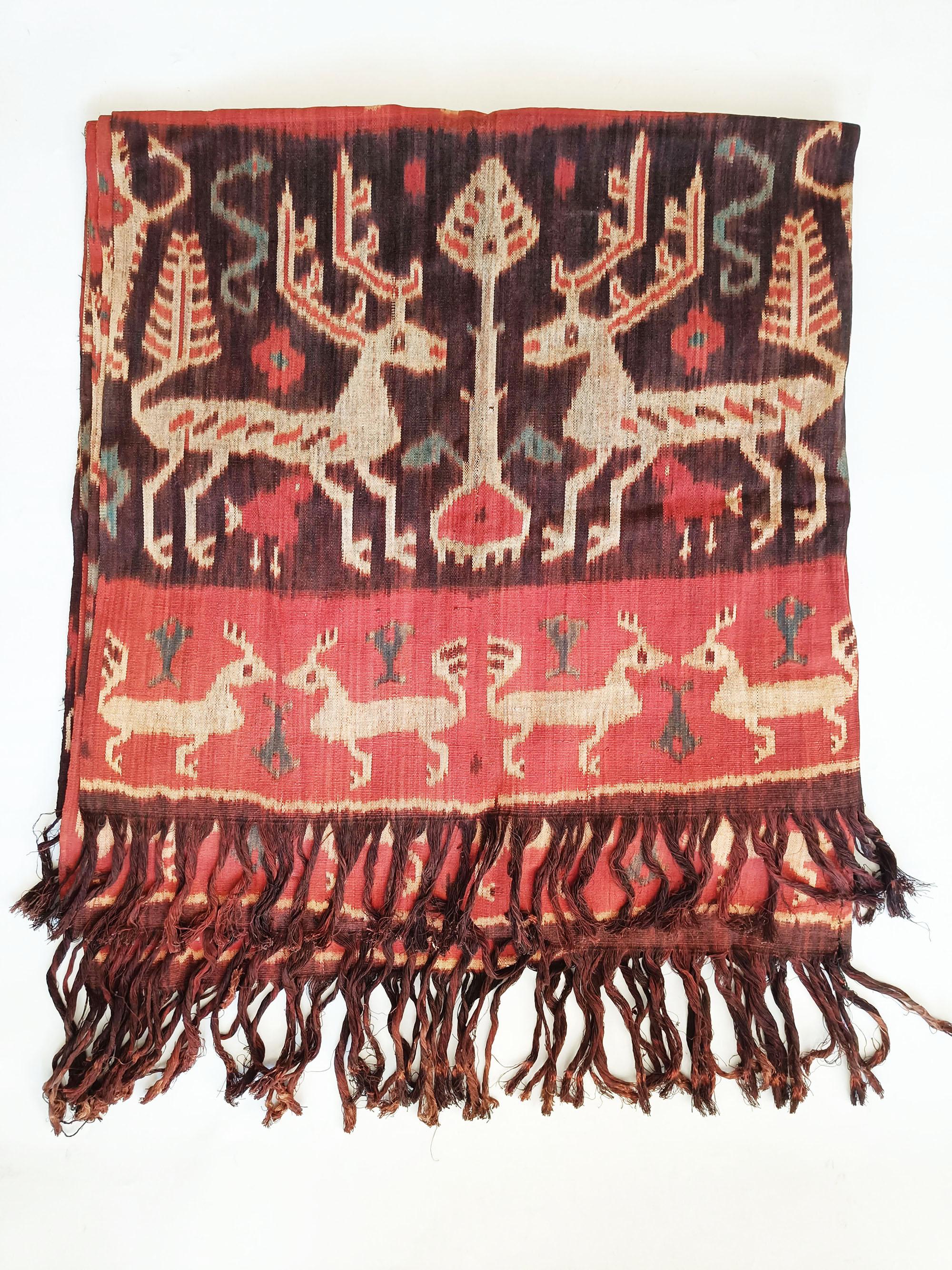 Vintage Ikat-Stoff-Wandbehang Indonesien Asiatische Textilien Wohndekor (Indonesisch) im Angebot