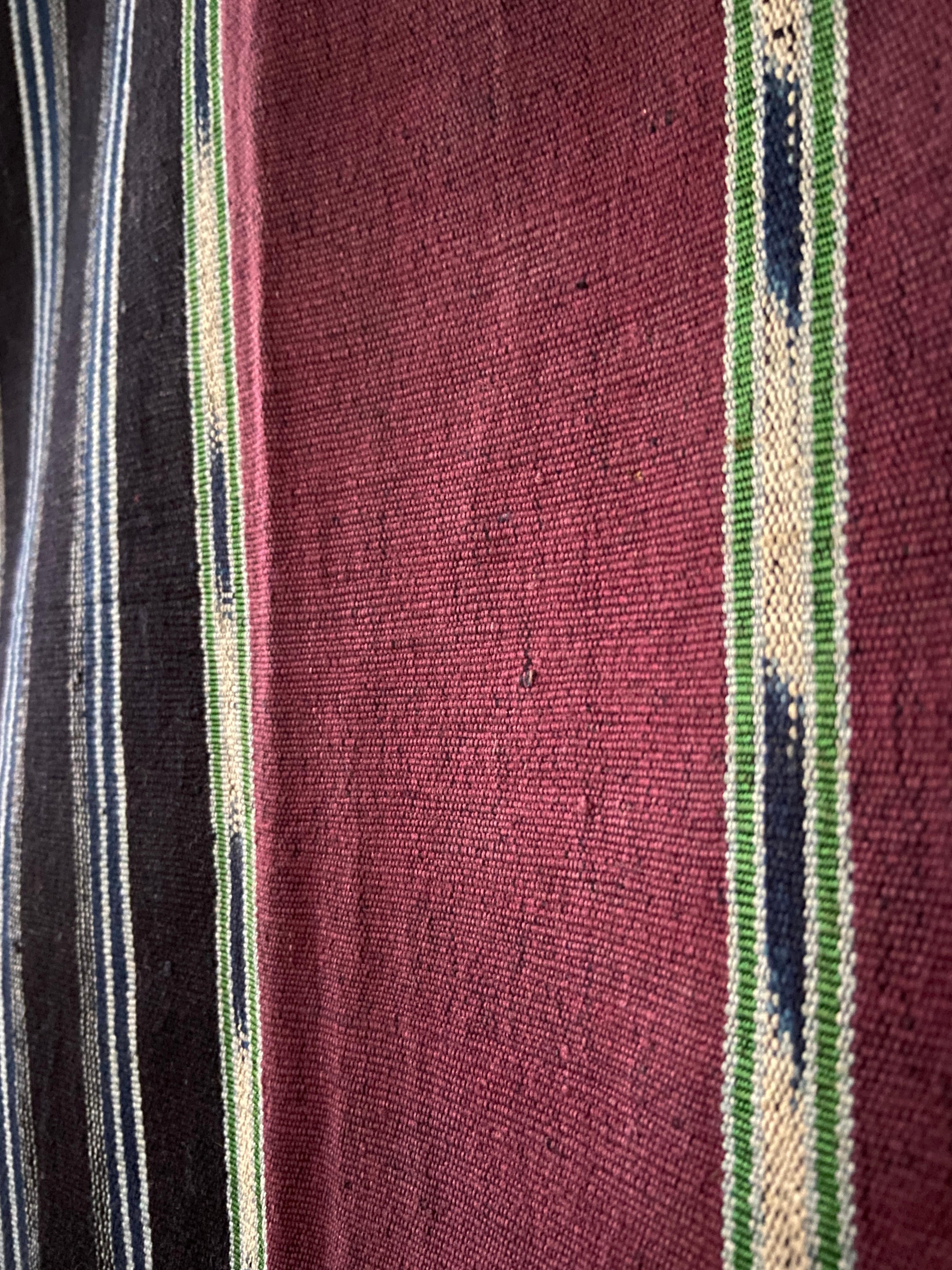 Vintage Ikat Patterned Woman's Weave Wrapper Cloth in Indigo, Nigeria 1950's In Good Condition In Copenhagen K, DK