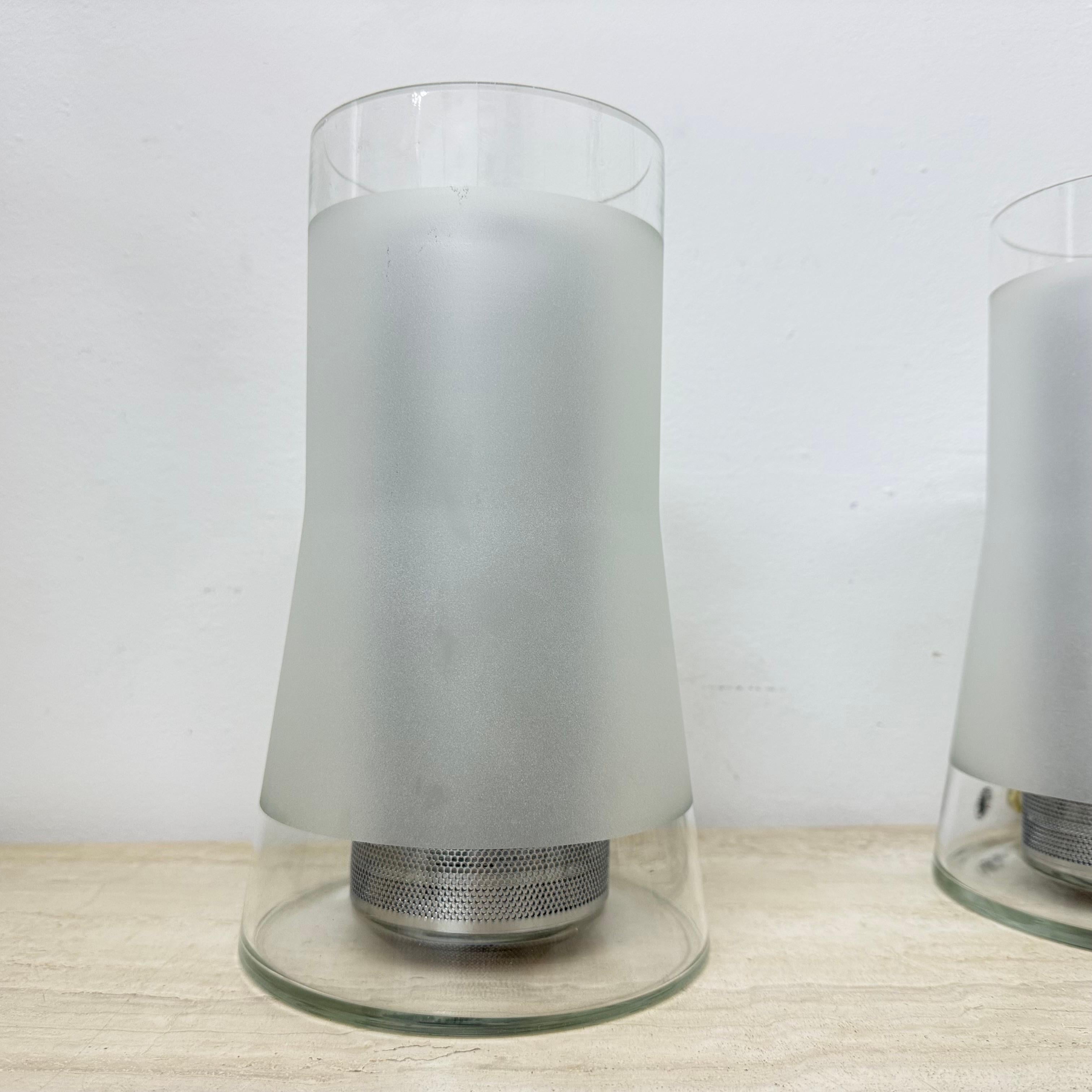 Dimensions: 27cm Height , 15,5cm Diameter
Condition: Good
Material: Glass , metal