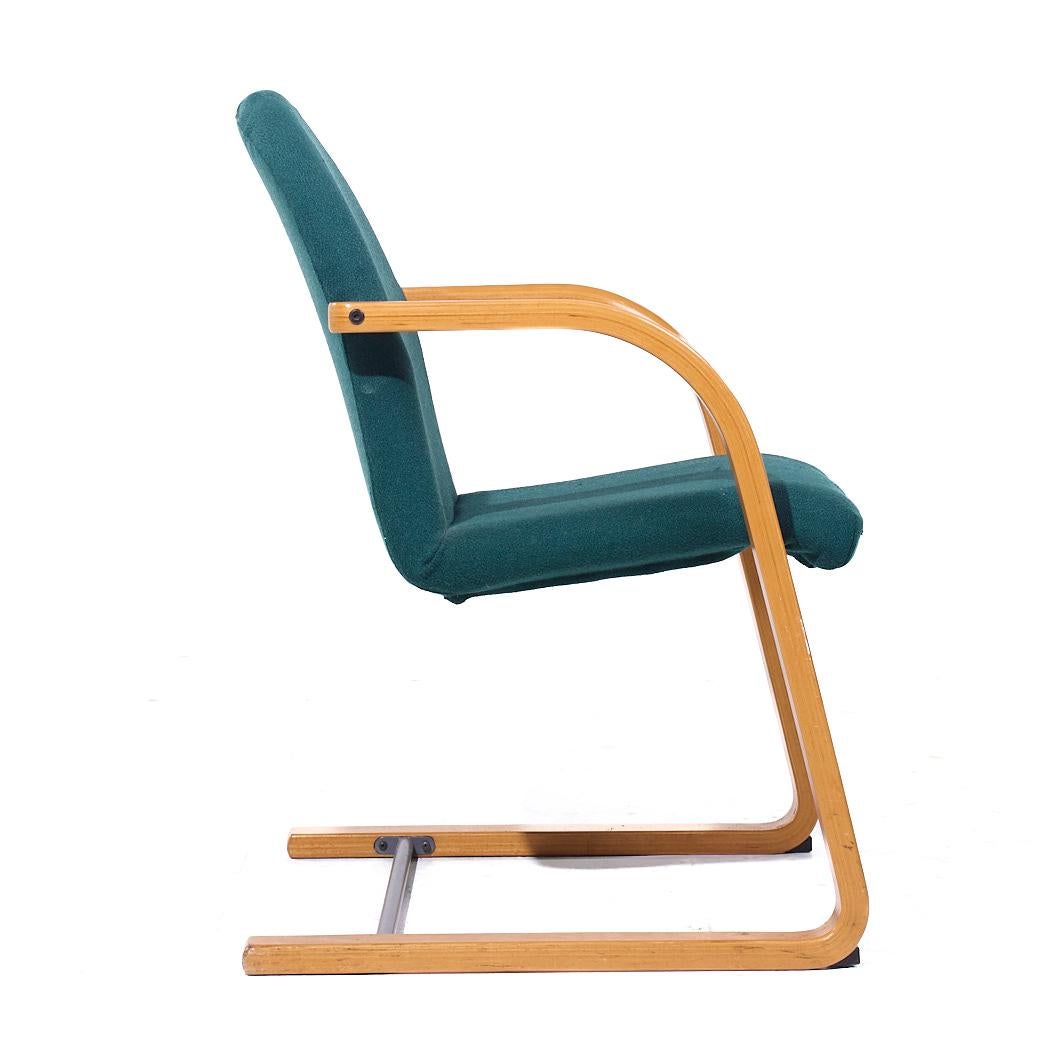 Vintage Ikea Green Upholstered Bentwood Chairs (Chaises en bentwood tapissées) en vente 3