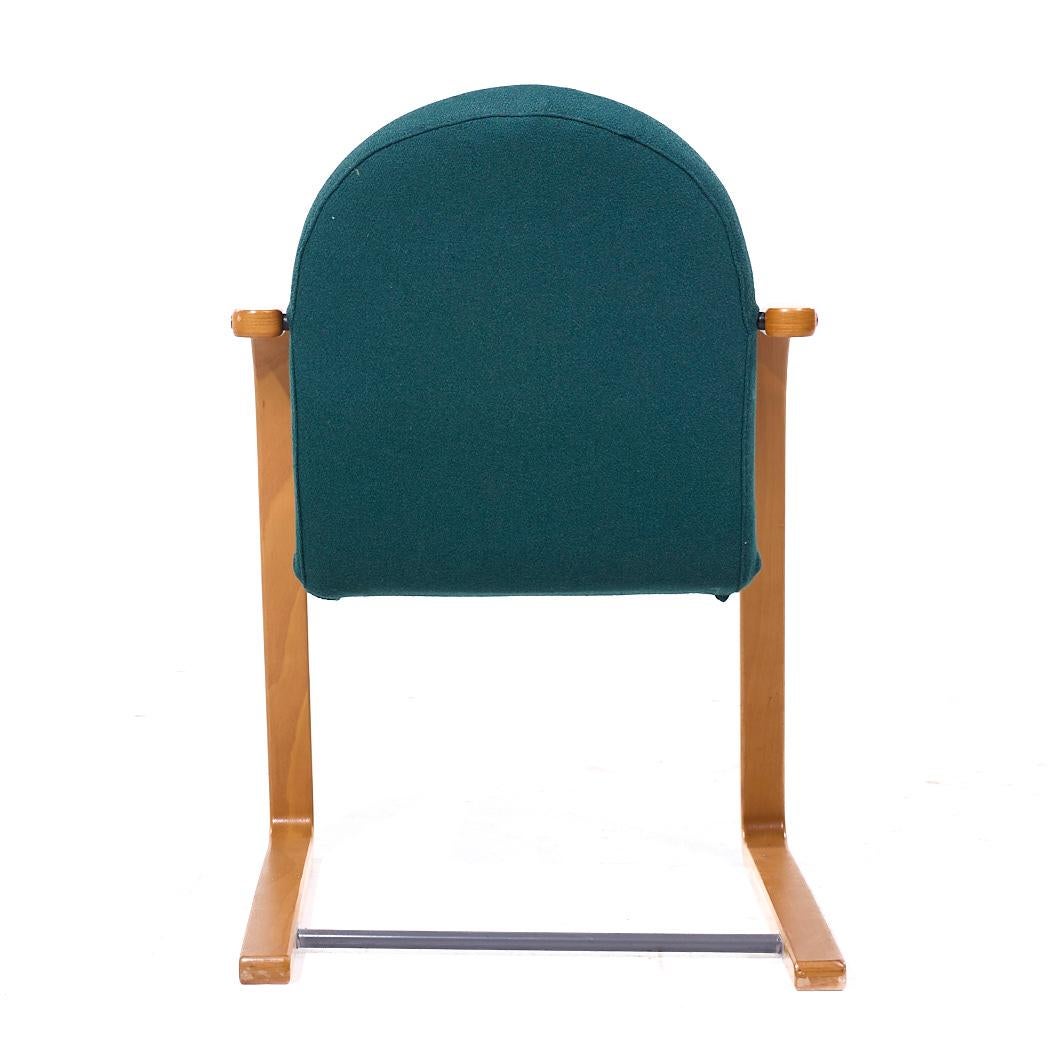 Vintage Ikea Green Upholstered Bentwood Chairs (Chaises en bentwood tapissées) en vente 1