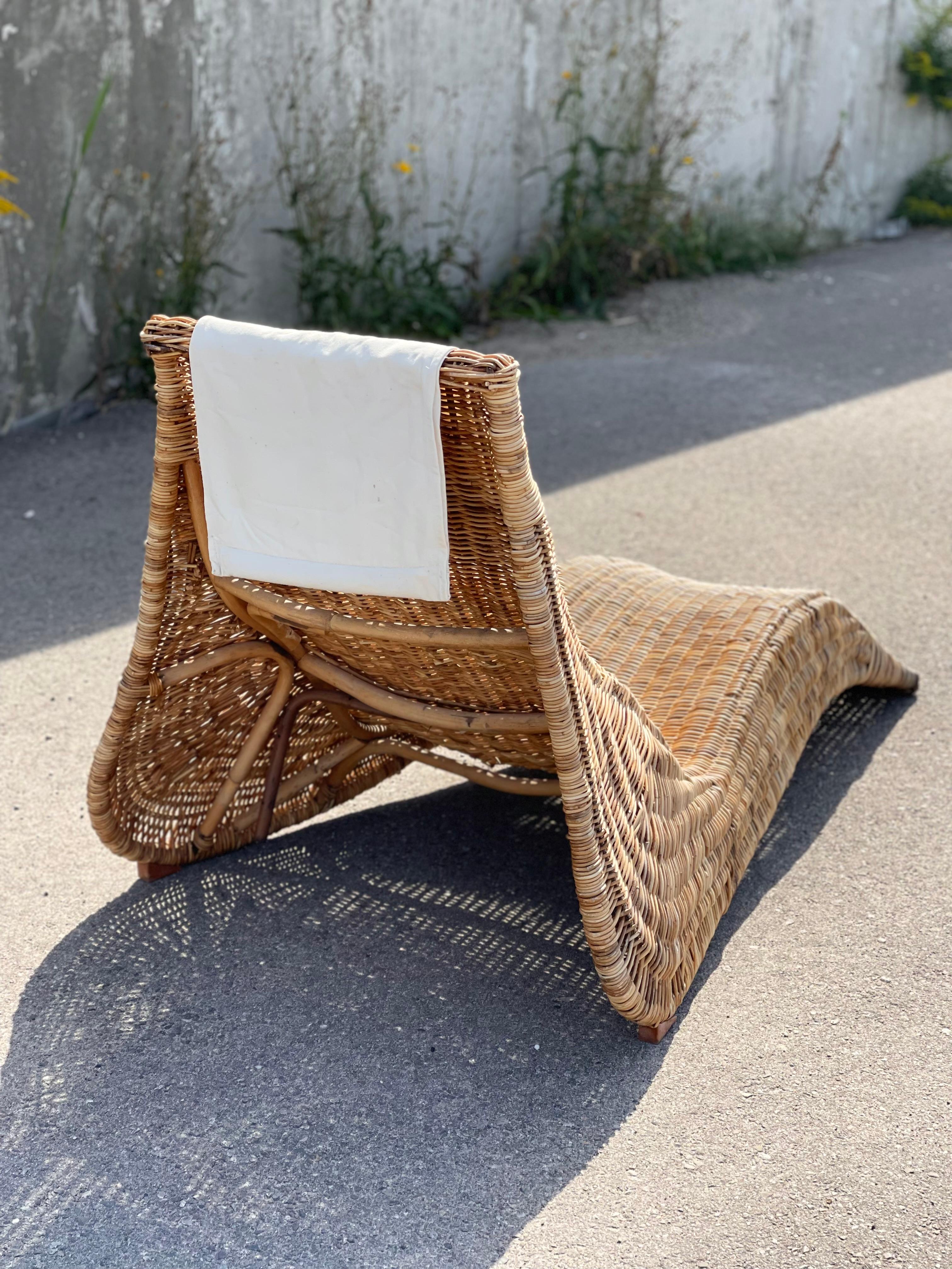 Vintage IKEA Karlskorna Rattan Lounger For Sale 4