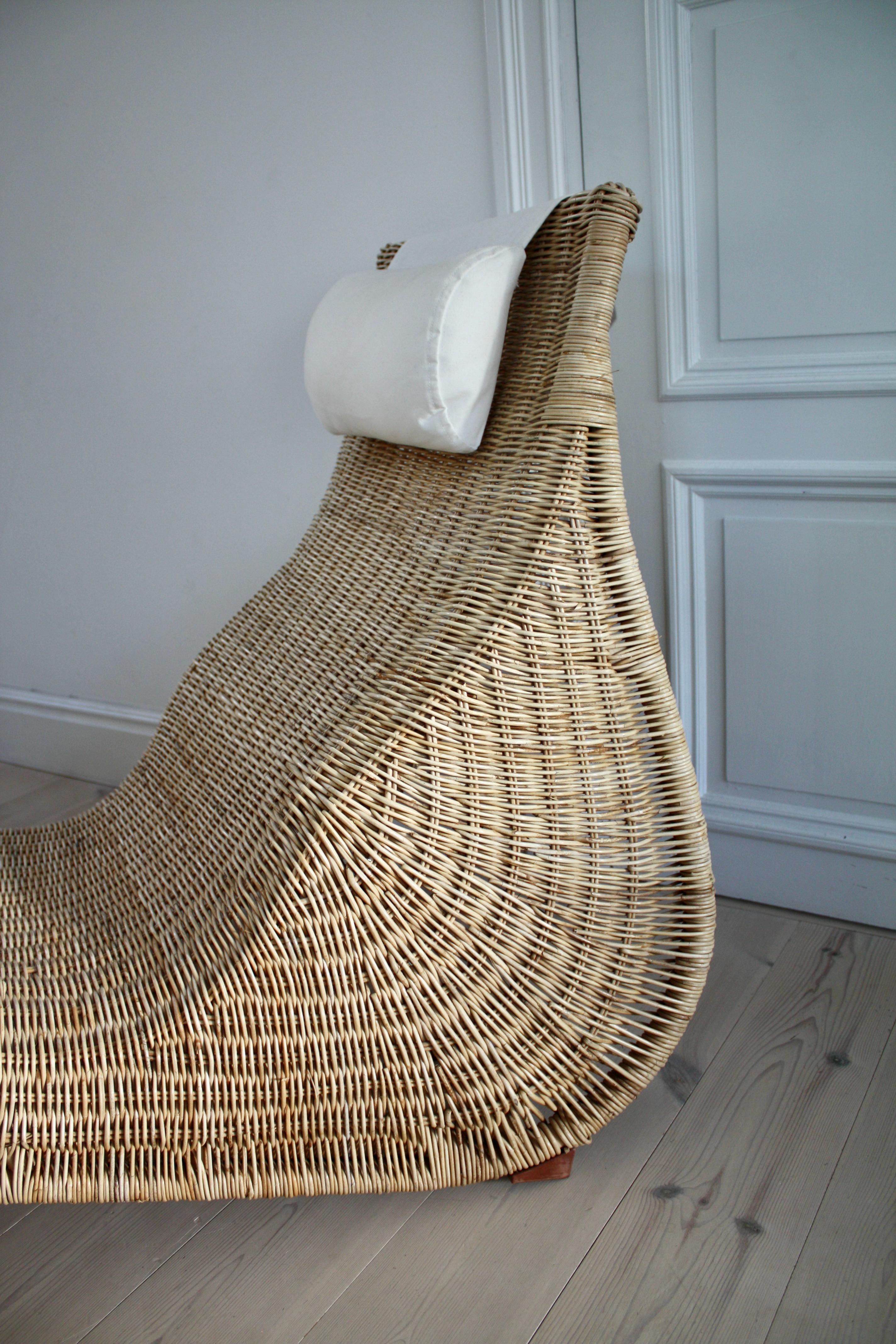 Vintage IKEA Karlskrona Wicker Rattan Chaise Lounge Chair by Karl Malmwall 1990s For Sale 6